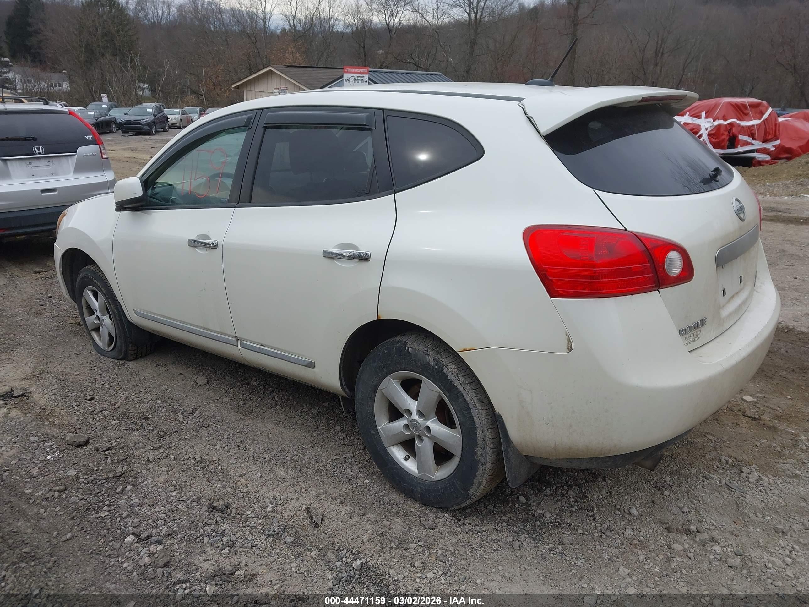 NISSAN ROGUE image 3