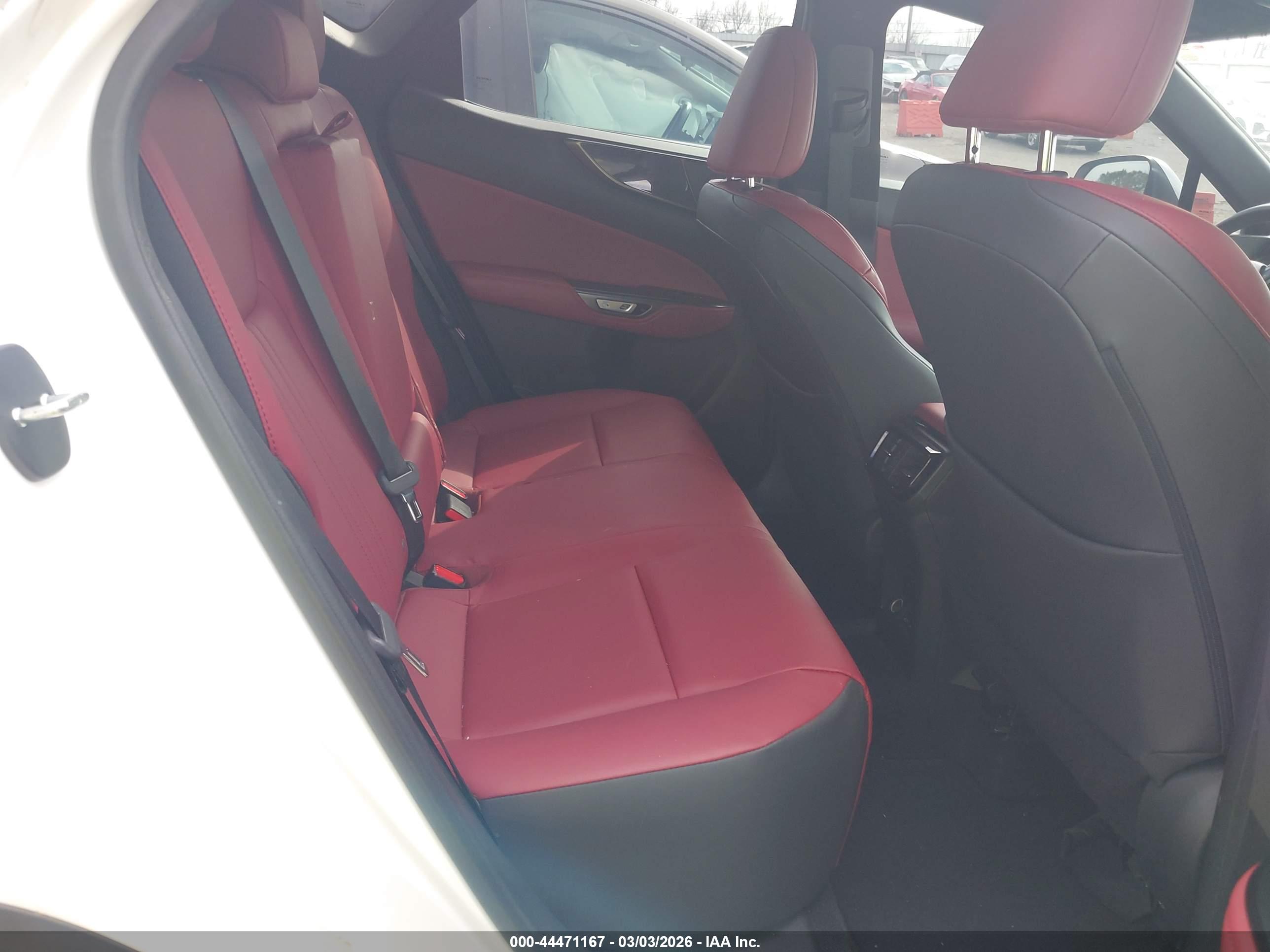 LEXUS NX image 8