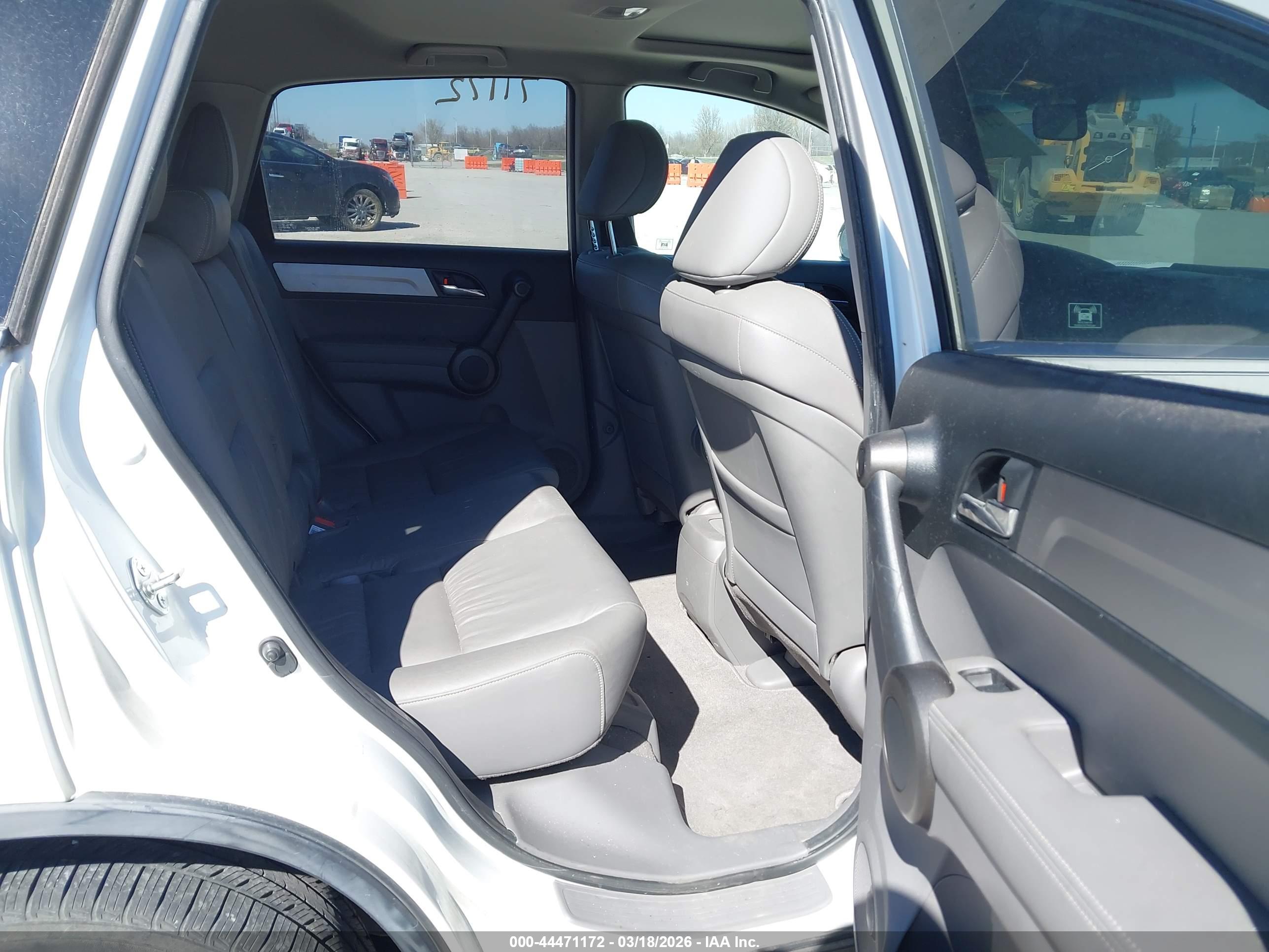 HONDA CR-V image 8