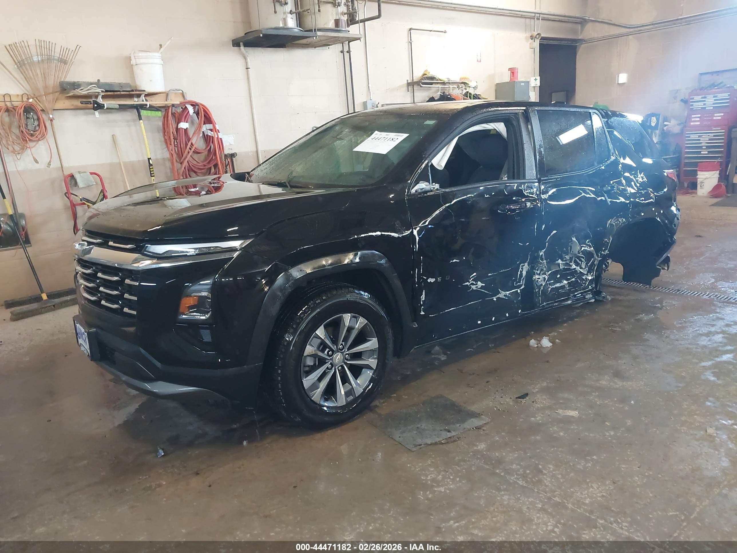 CHEVROLET EQUINOX image 2