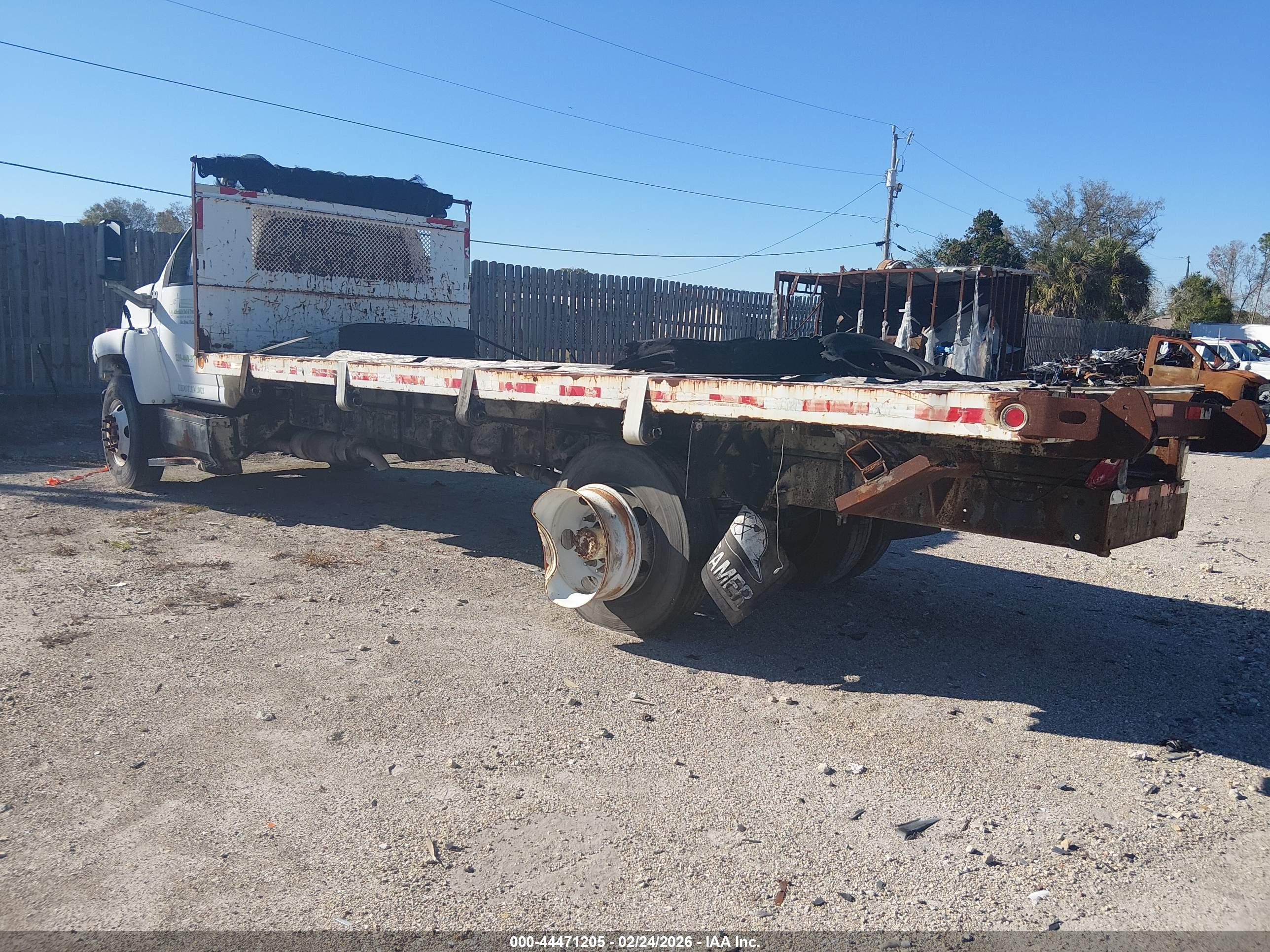 GMC C7500 image 3