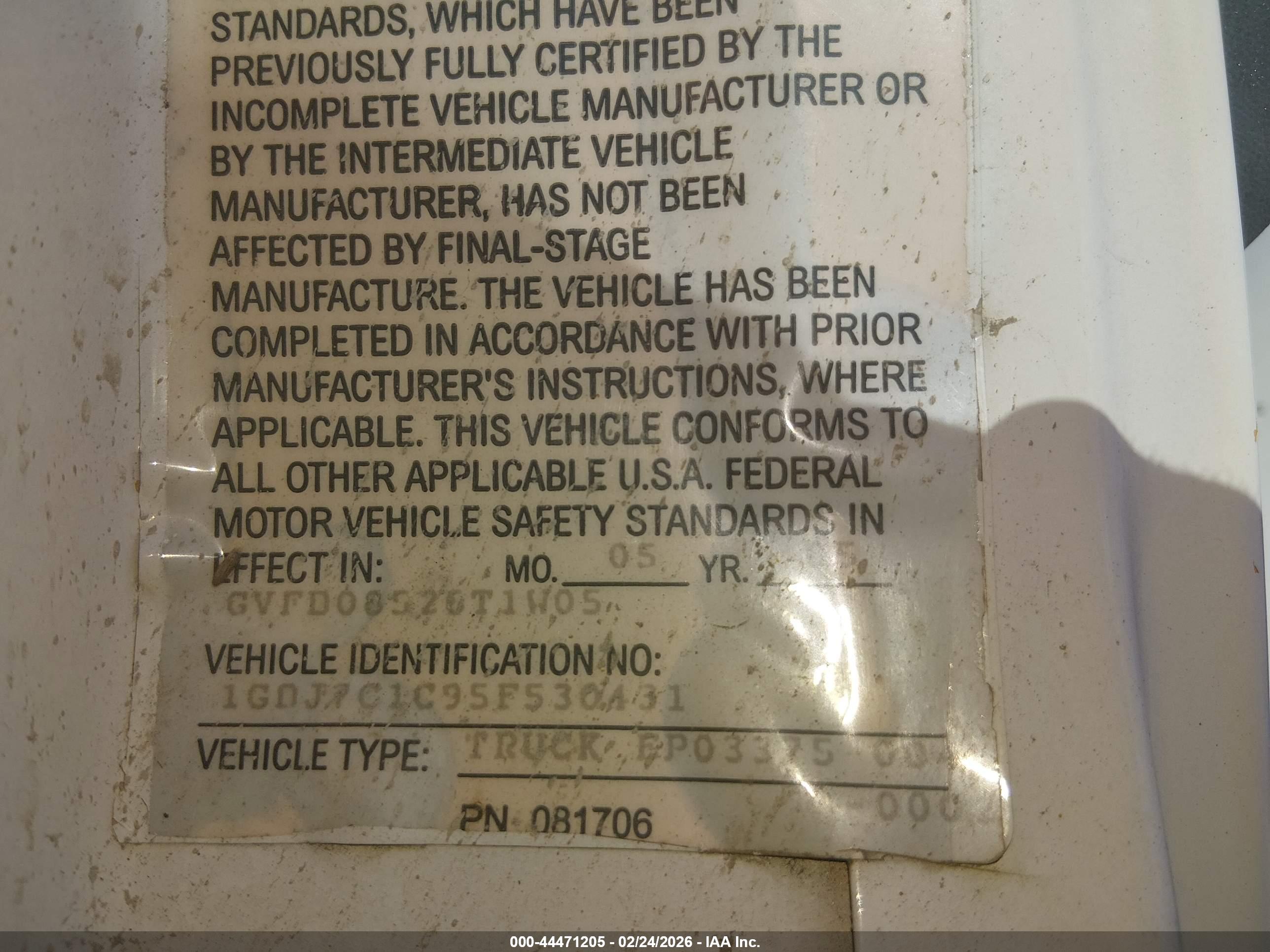 GMC C7500 image 9