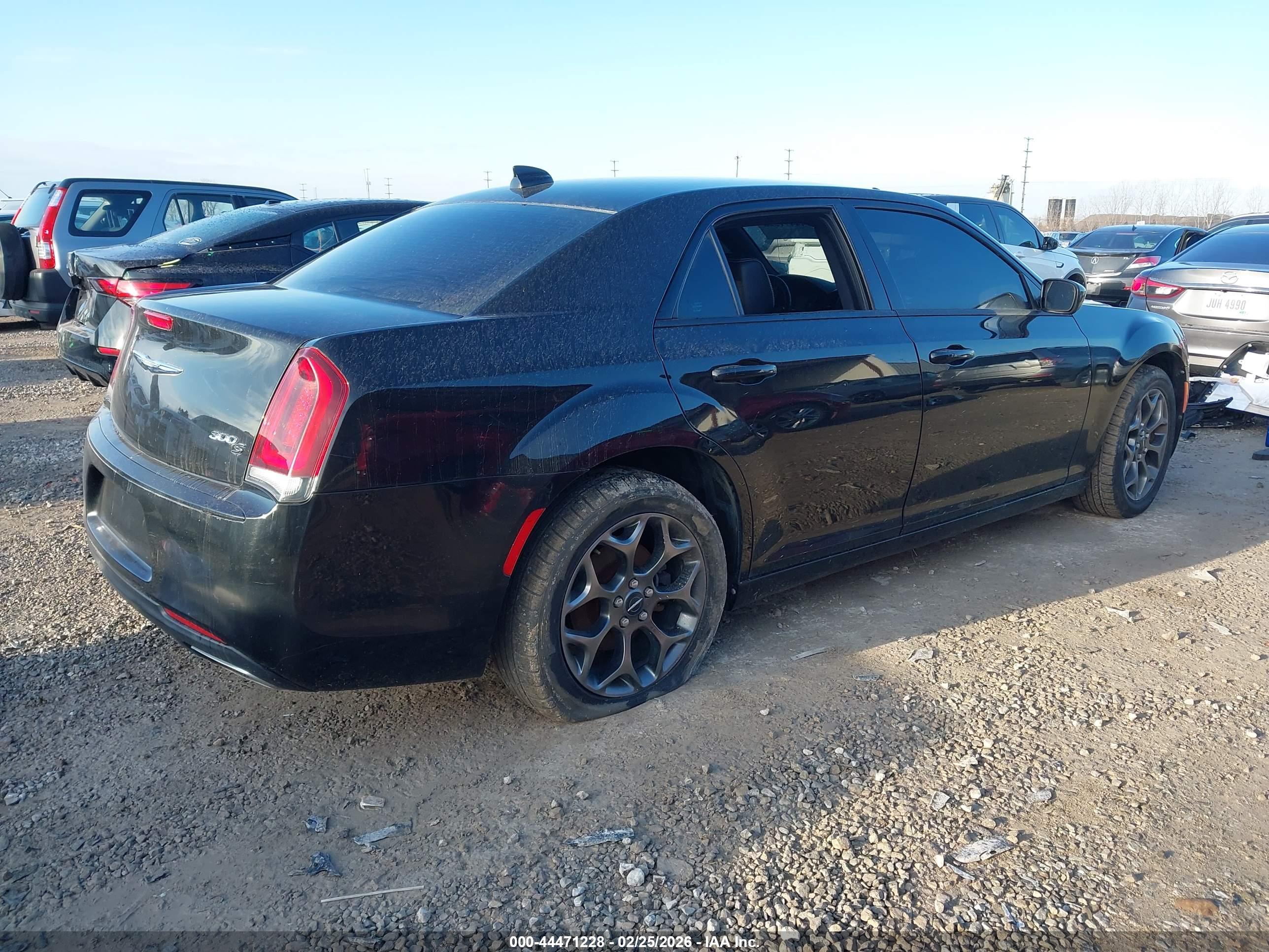 CHRYSLER 300 image 4