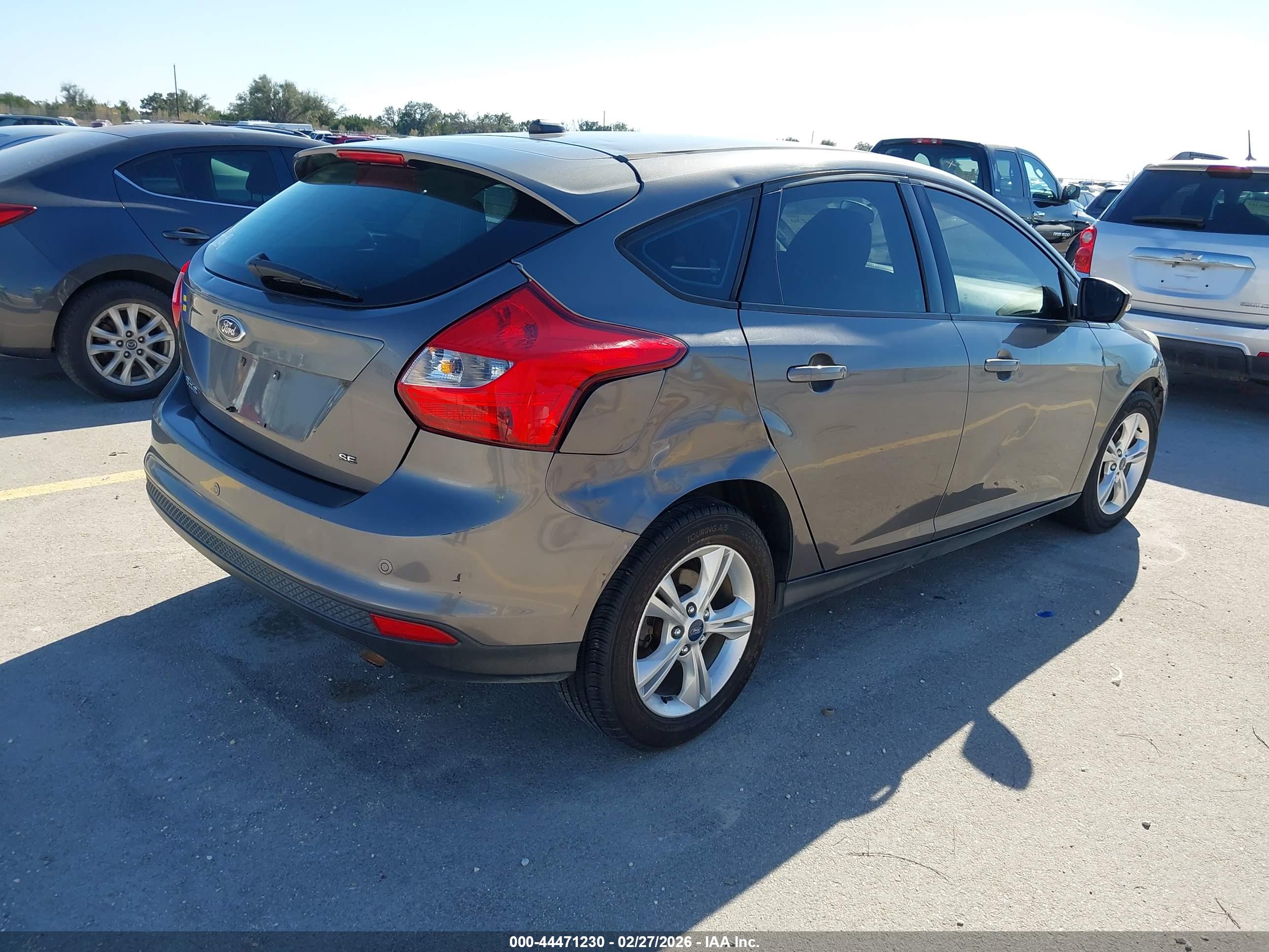 FORD FOCUS image 4