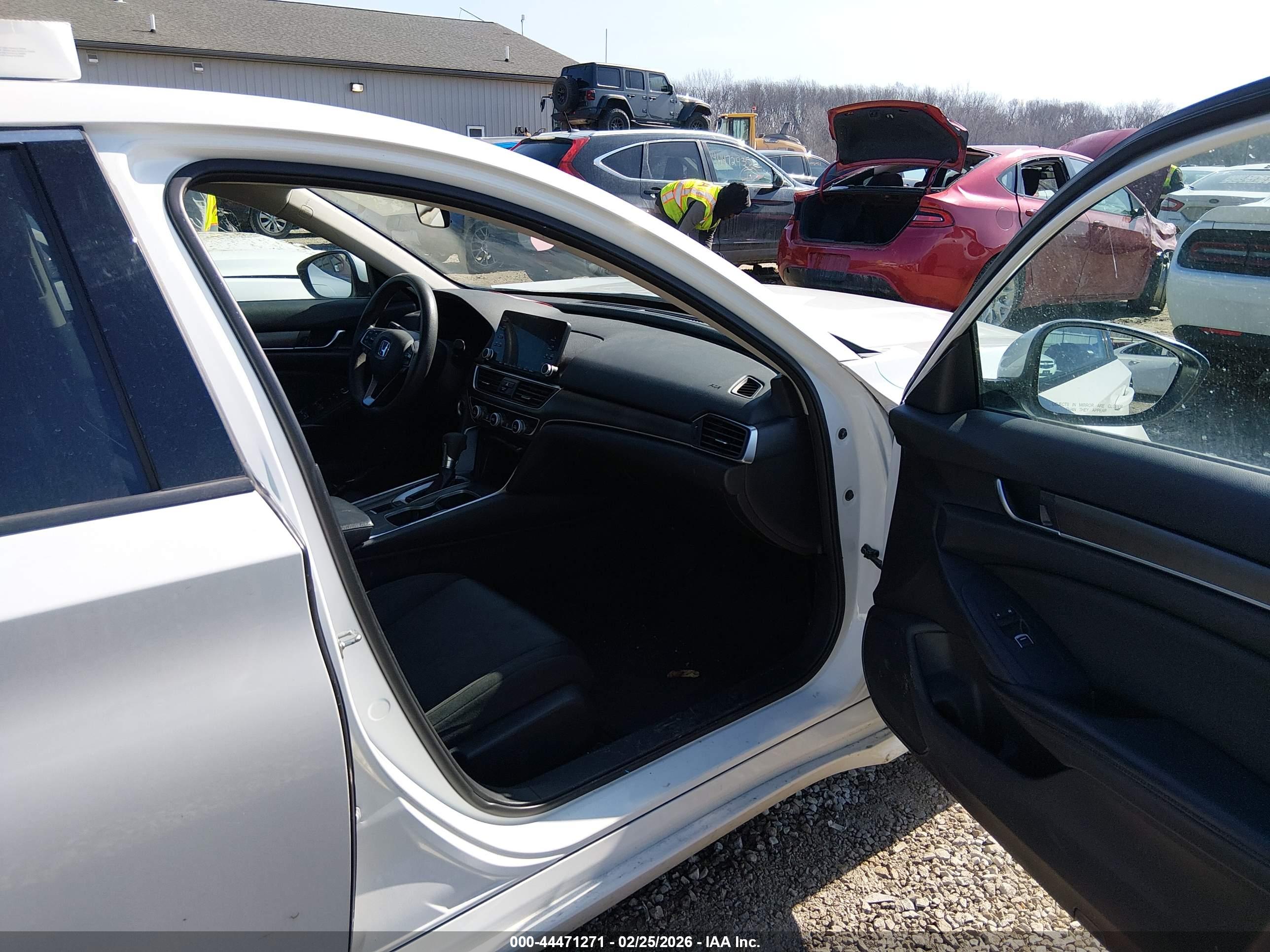 HONDA ACCORD image 5