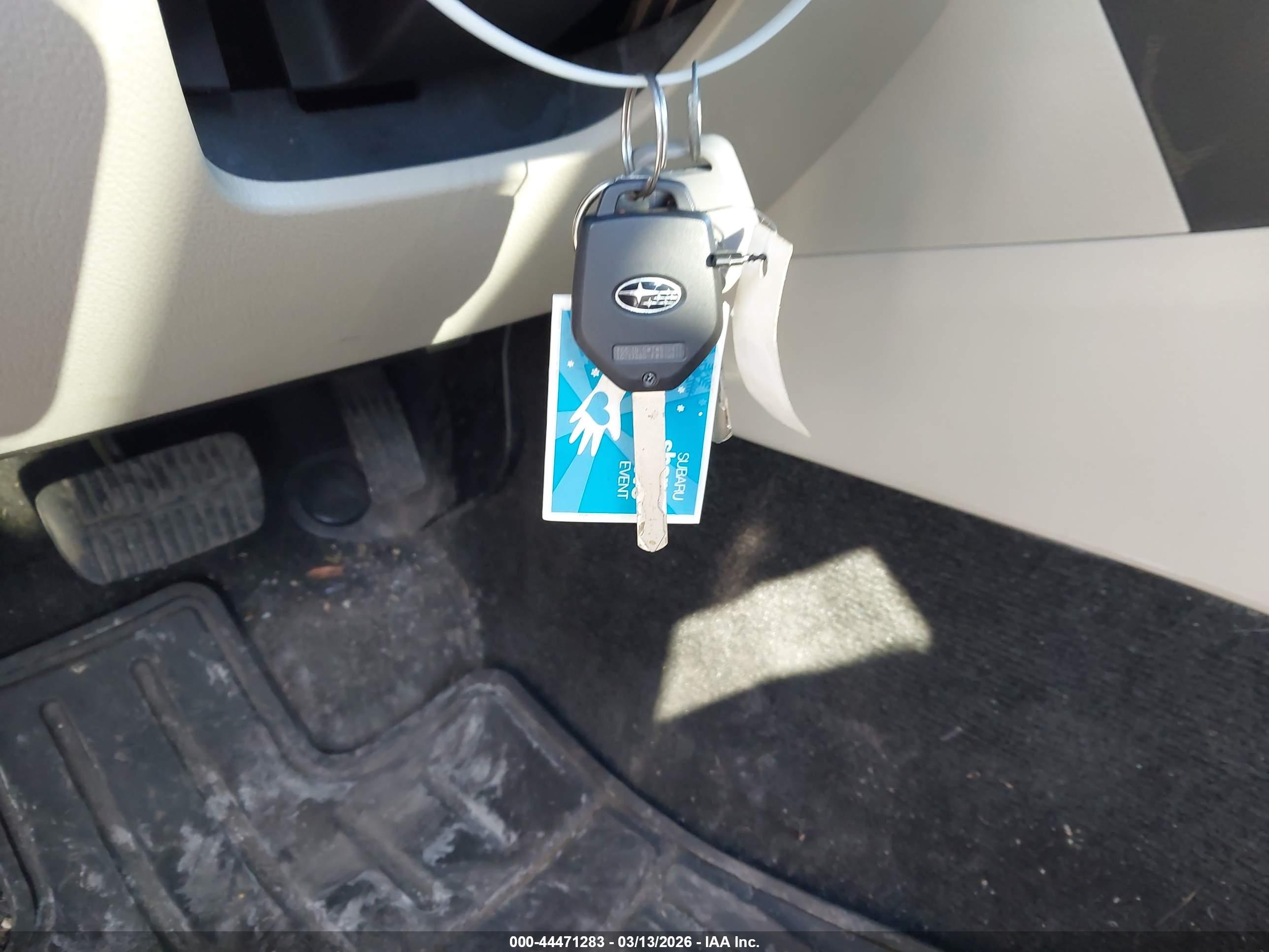 SUBARU OUTBACK image 11
