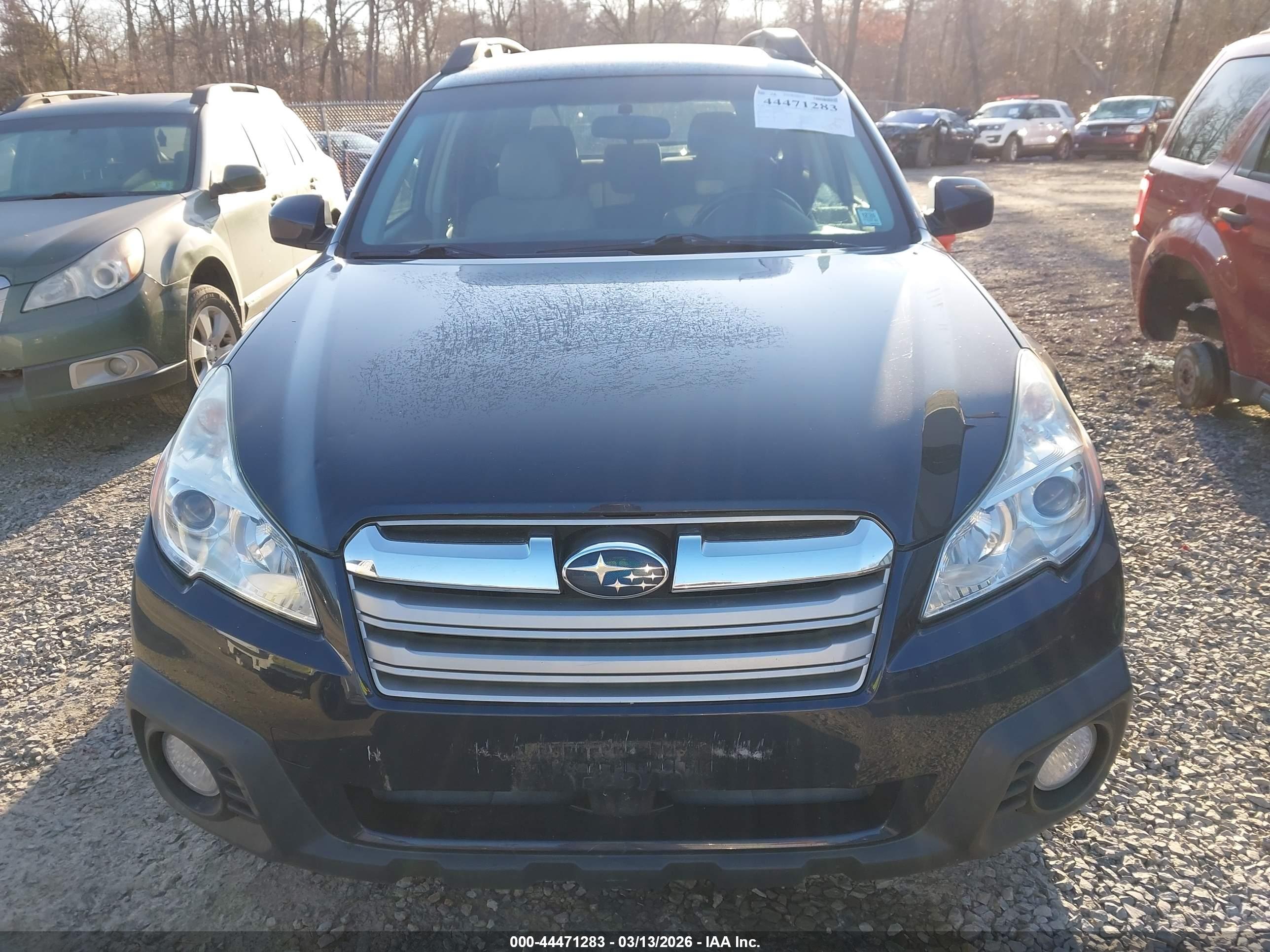 SUBARU OUTBACK image 6