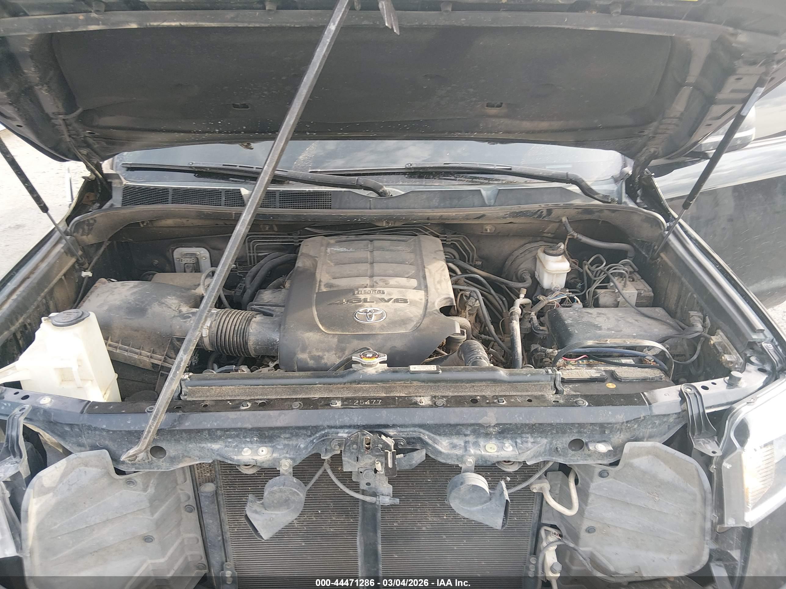TOYOTA TUNDRA image 10