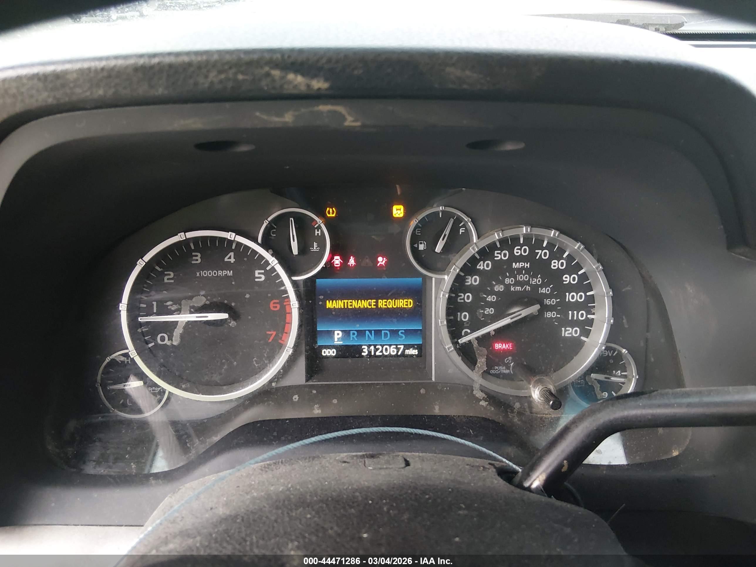 TOYOTA TUNDRA image 7