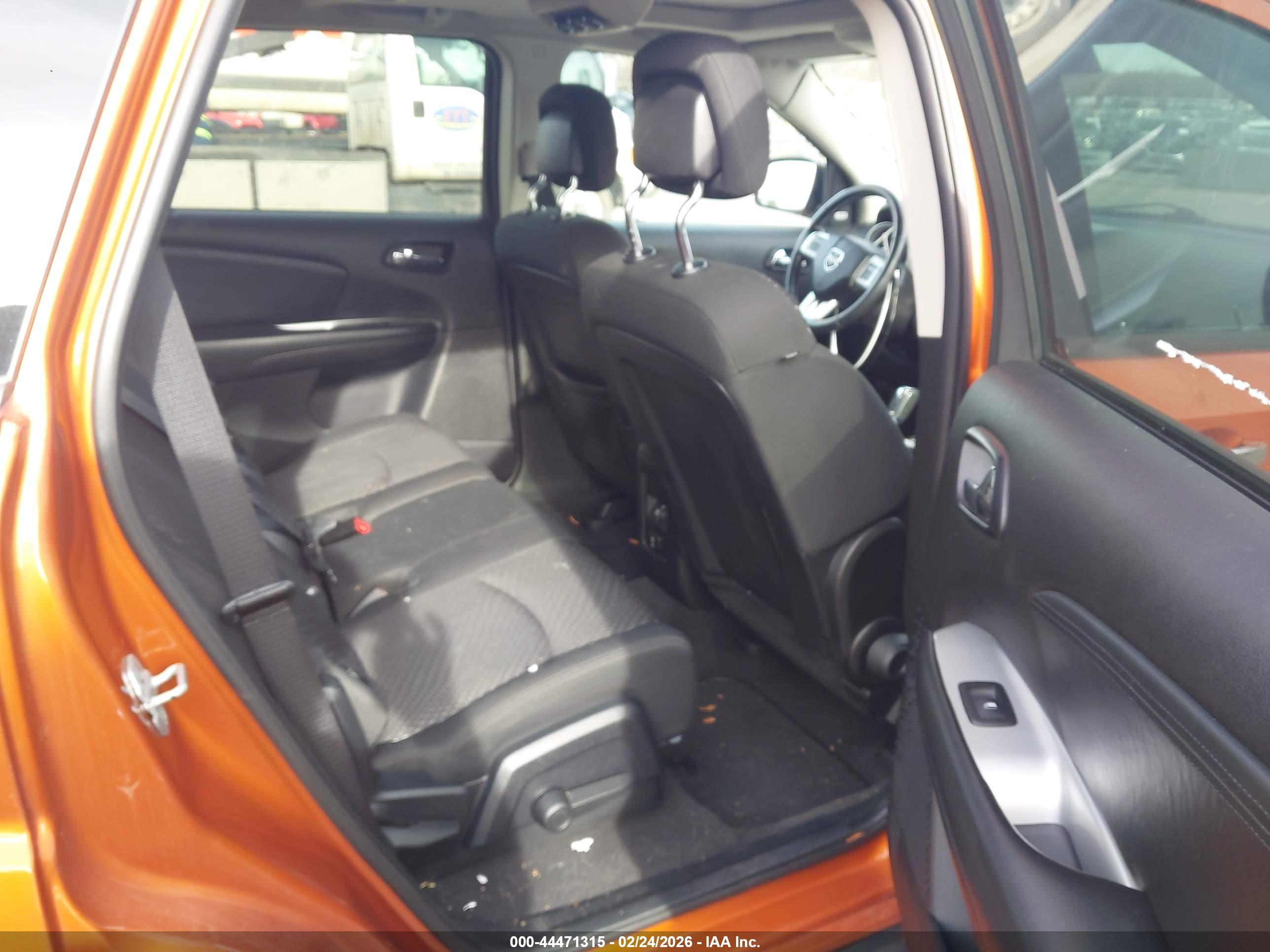 DODGE JOURNEY image 8