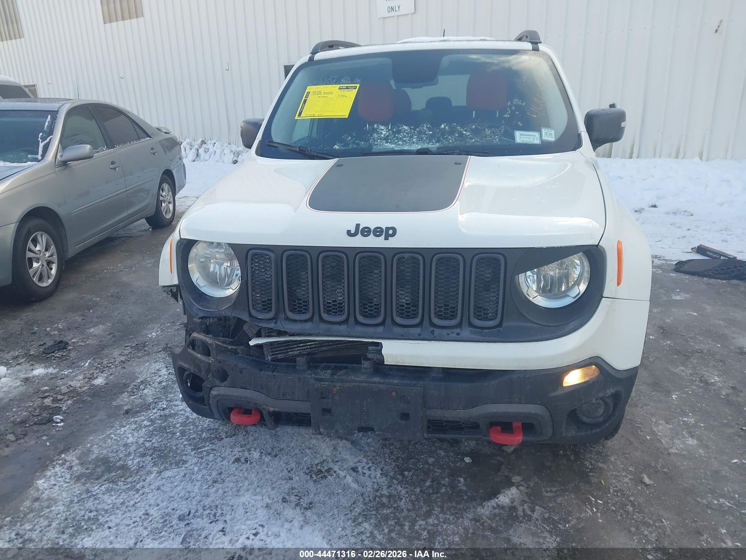 JEEP RENEGADE image 6