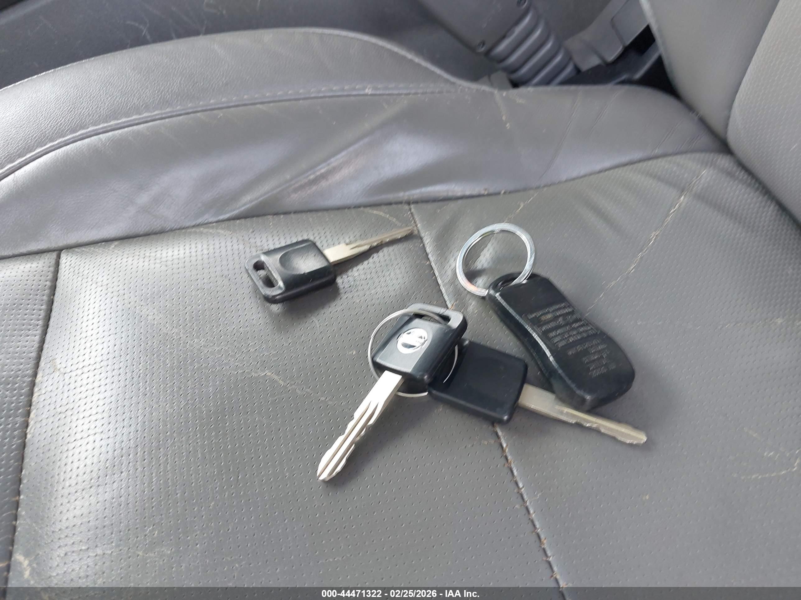 NISSAN ARMADA image 11