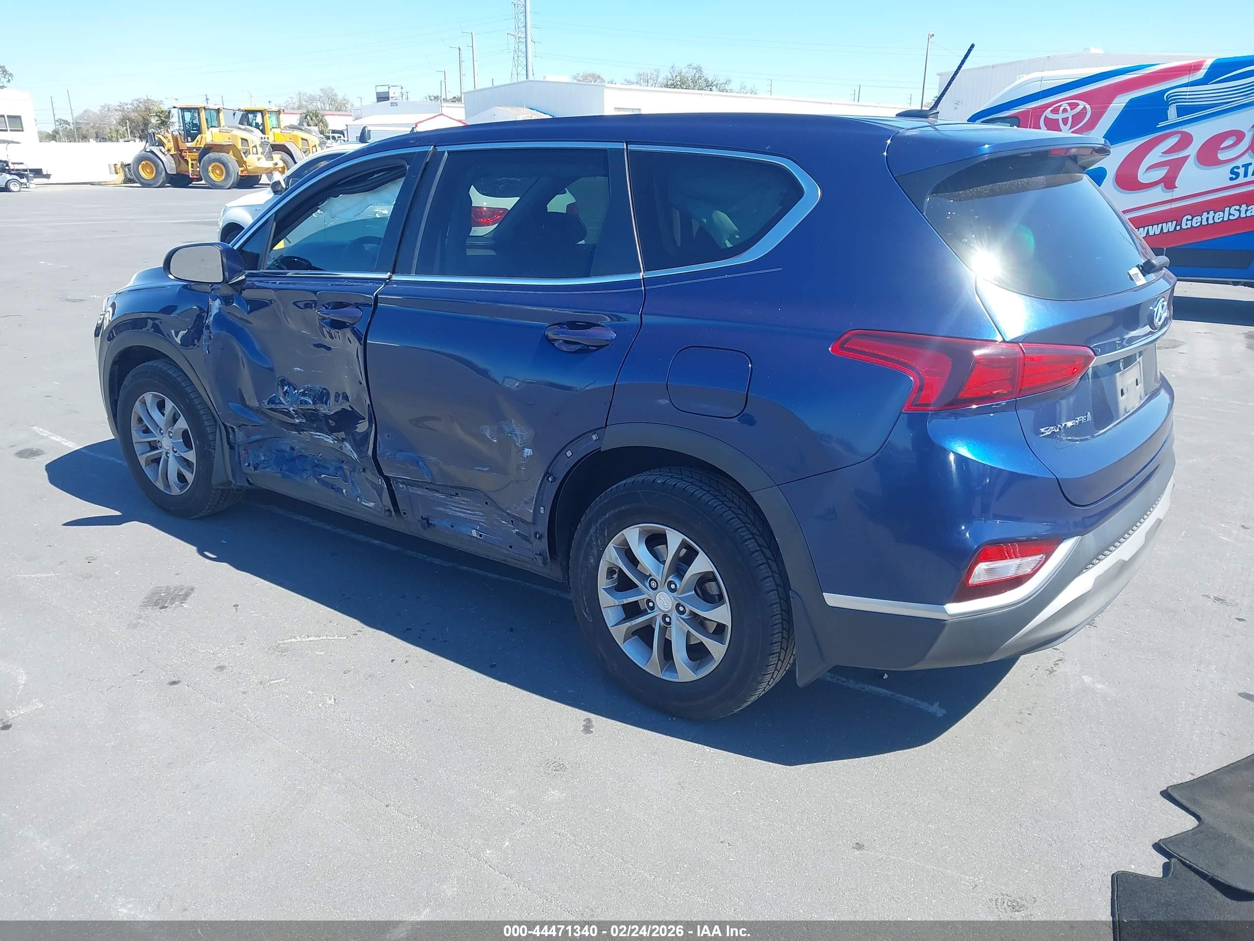 HYUNDAI SANTA image 3
