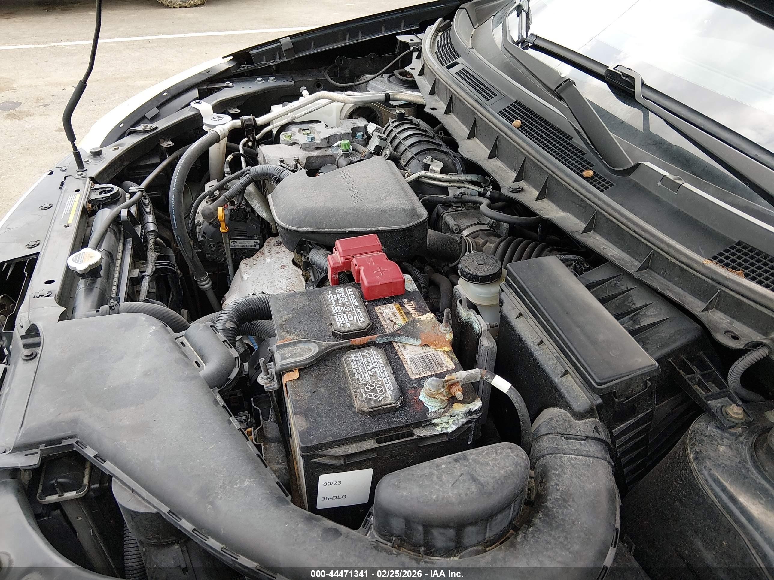 NISSAN ROGUE image 10