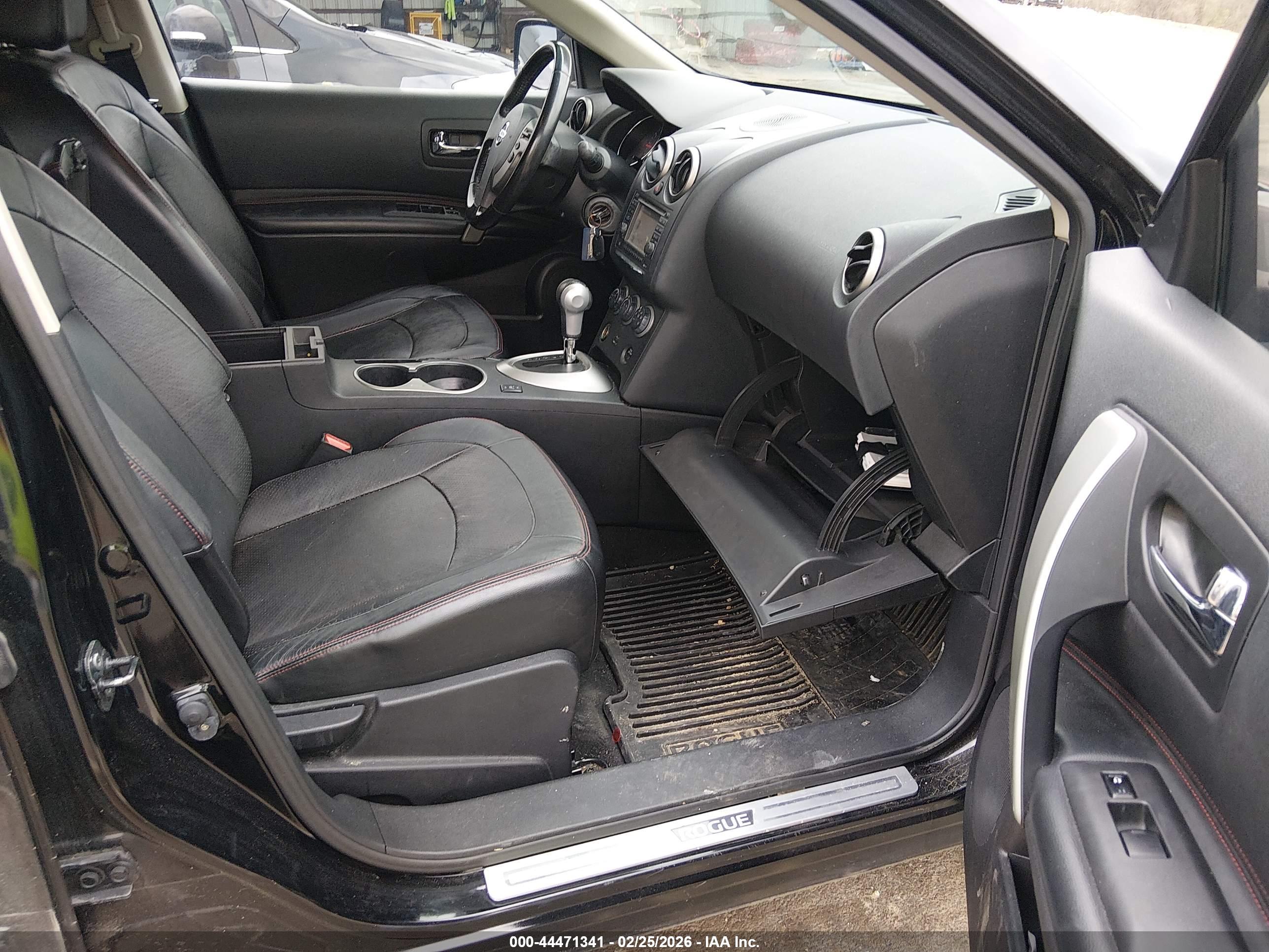 NISSAN ROGUE image 5
