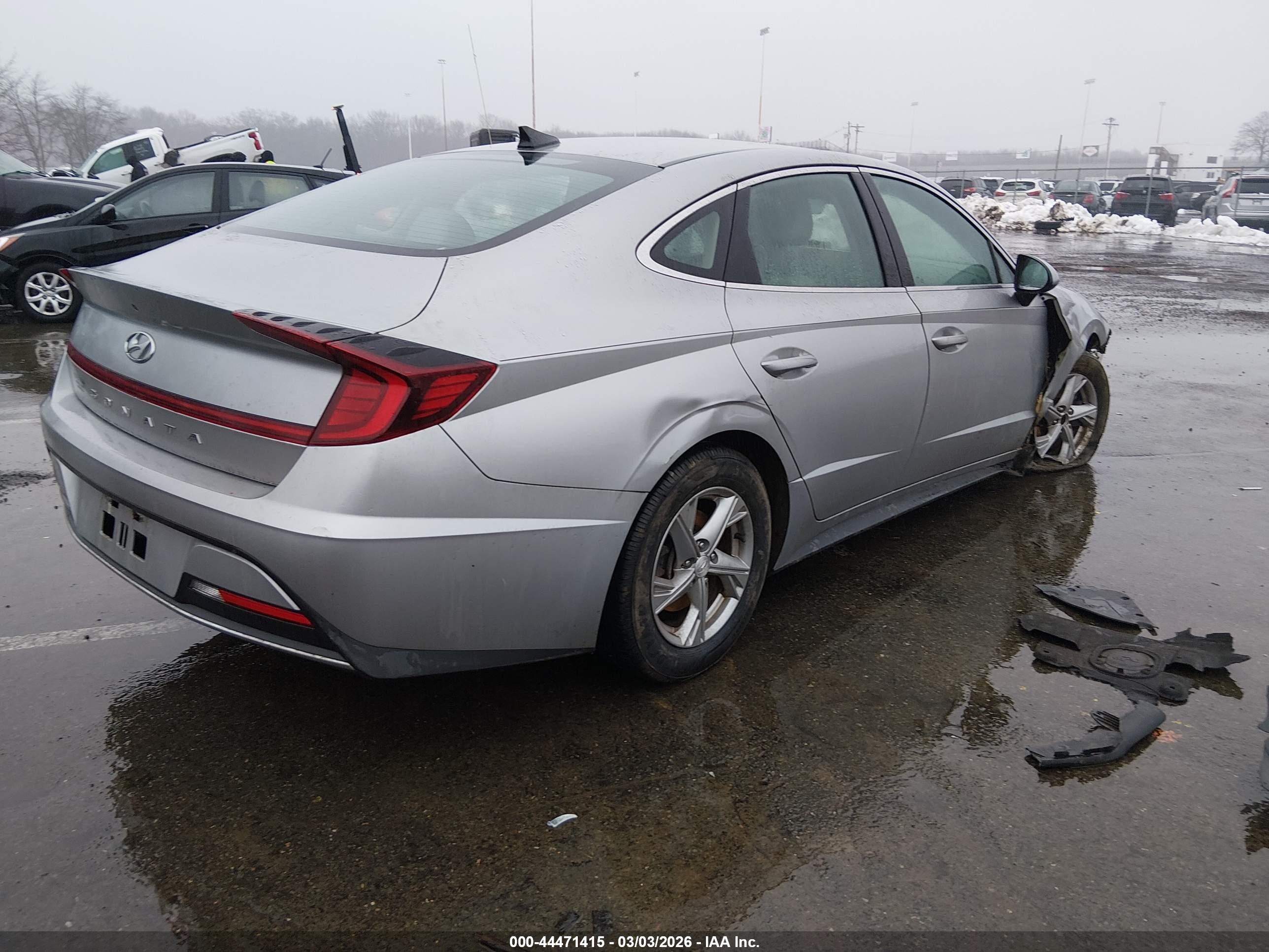 HYUNDAI SONATA image 4