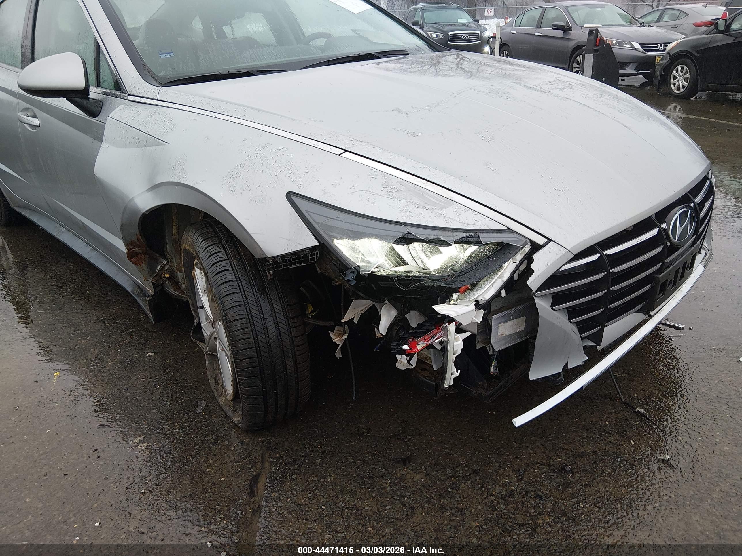 HYUNDAI SONATA image 6