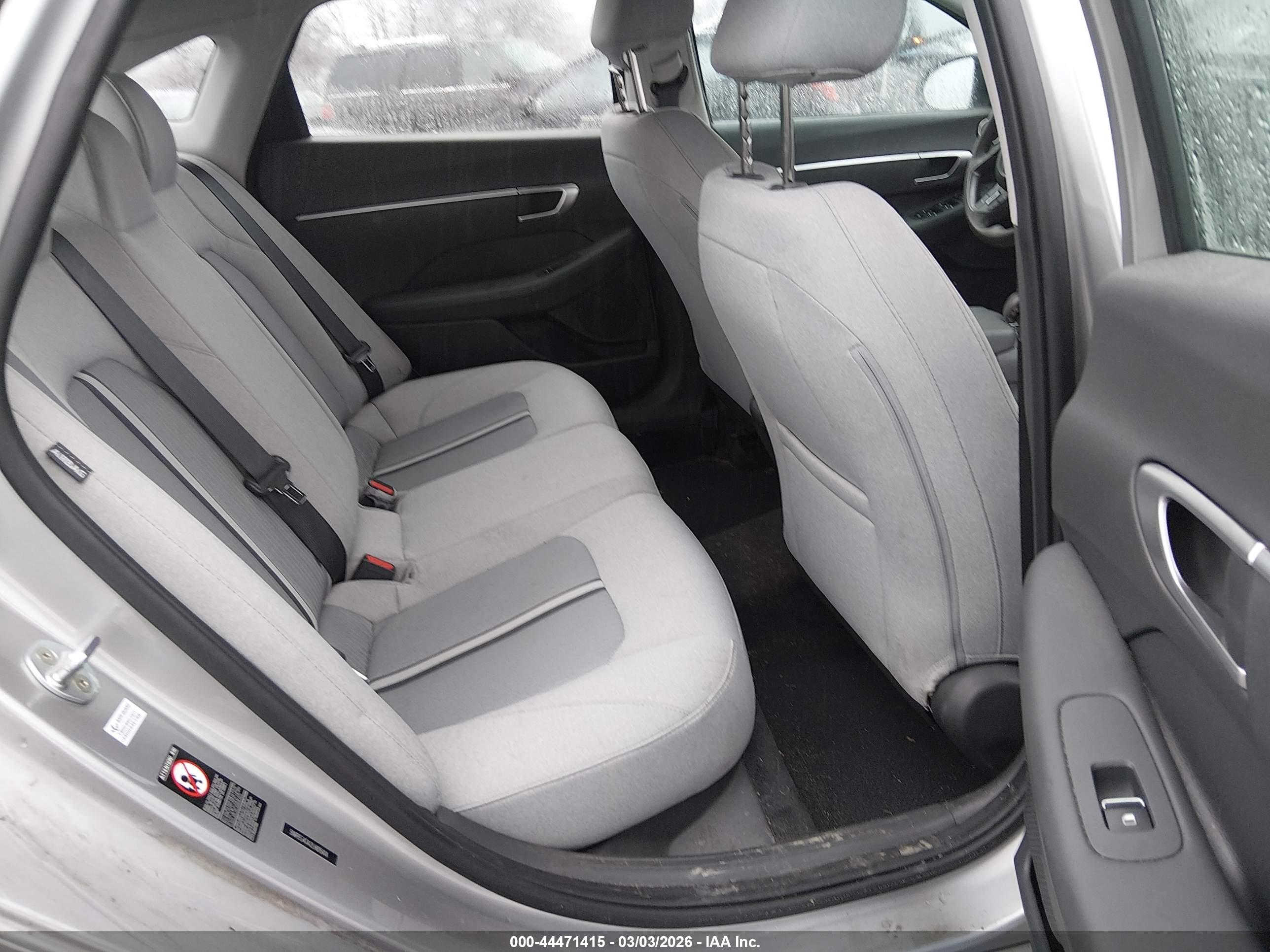 HYUNDAI SONATA image 8