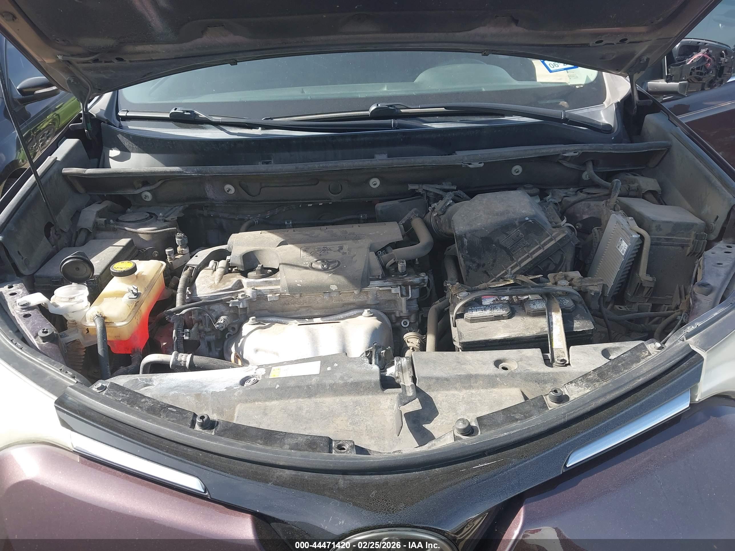 TOYOTA RAV4 image 10