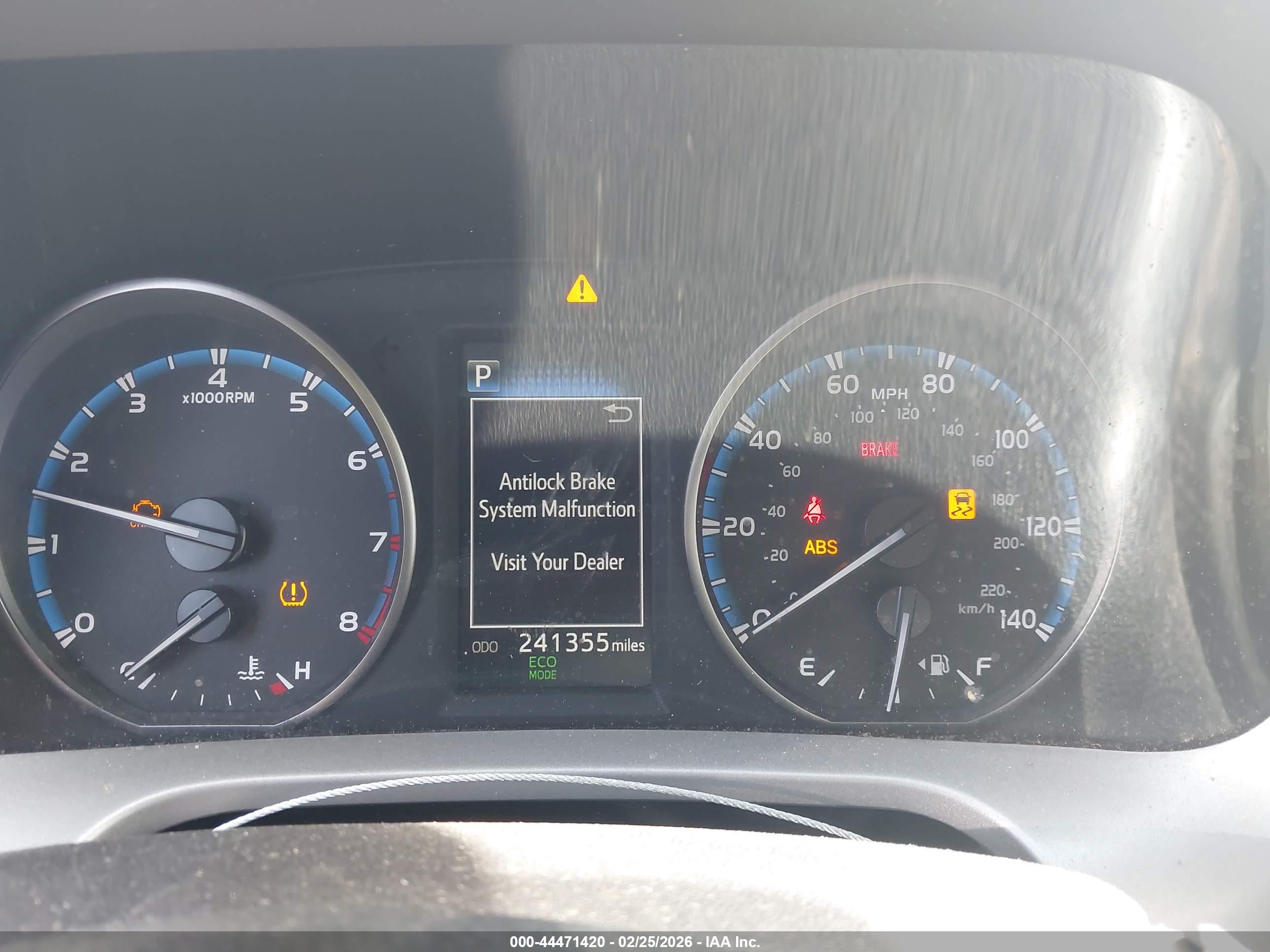 TOYOTA RAV4 image 7