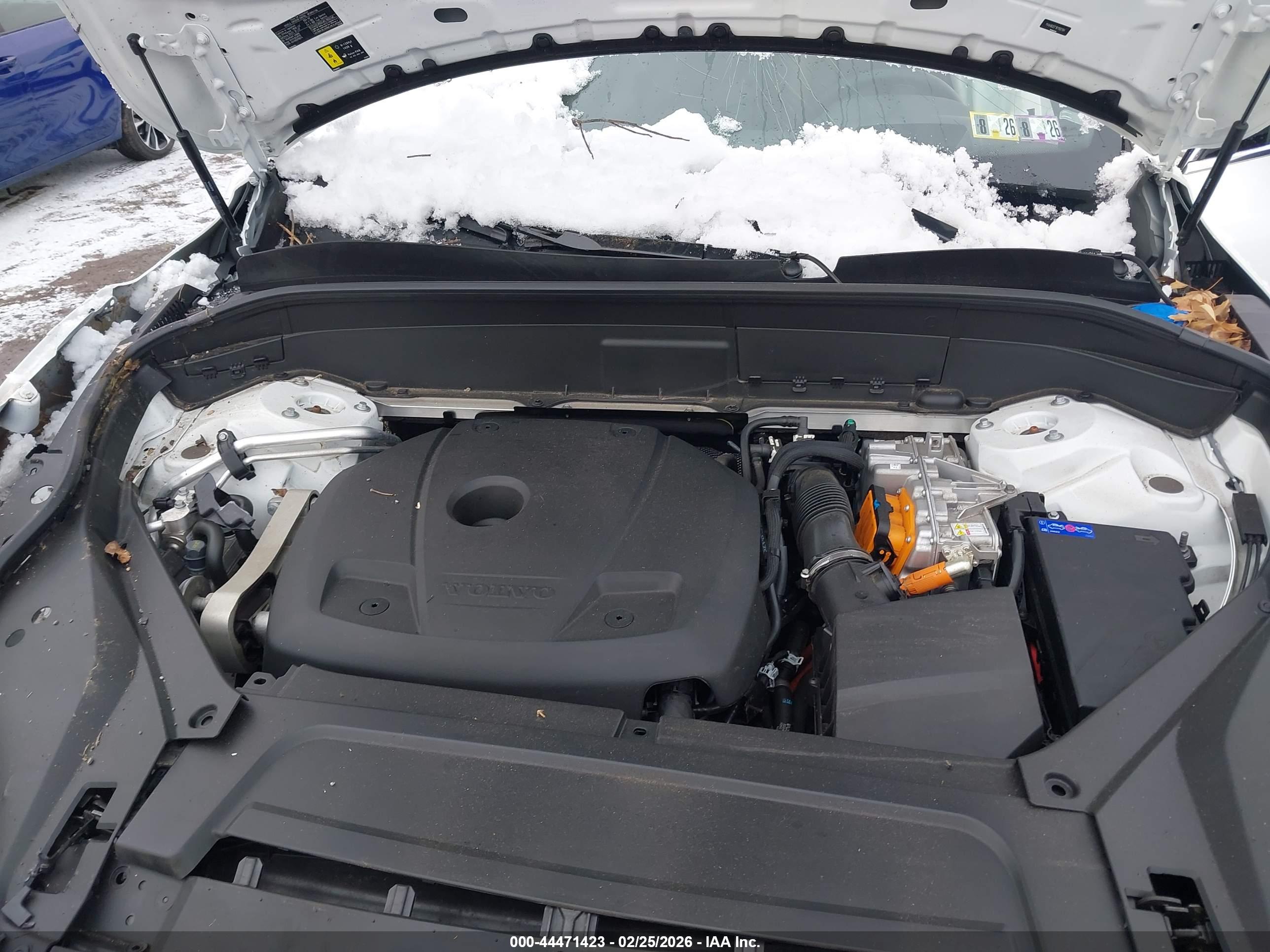 VOLVO XC90 image 10