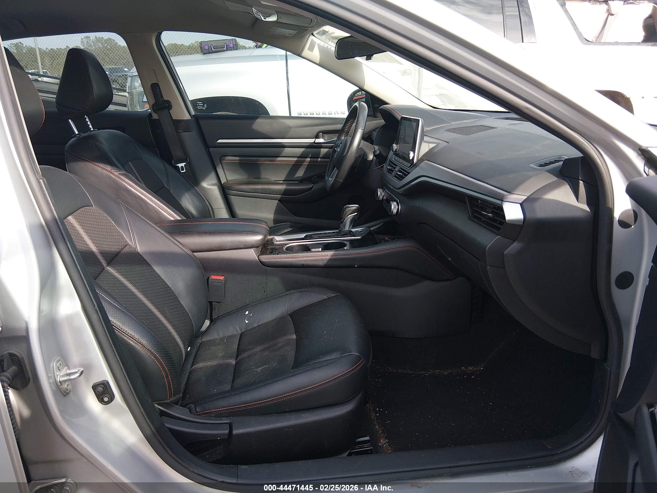 NISSAN ALTIMA image 5