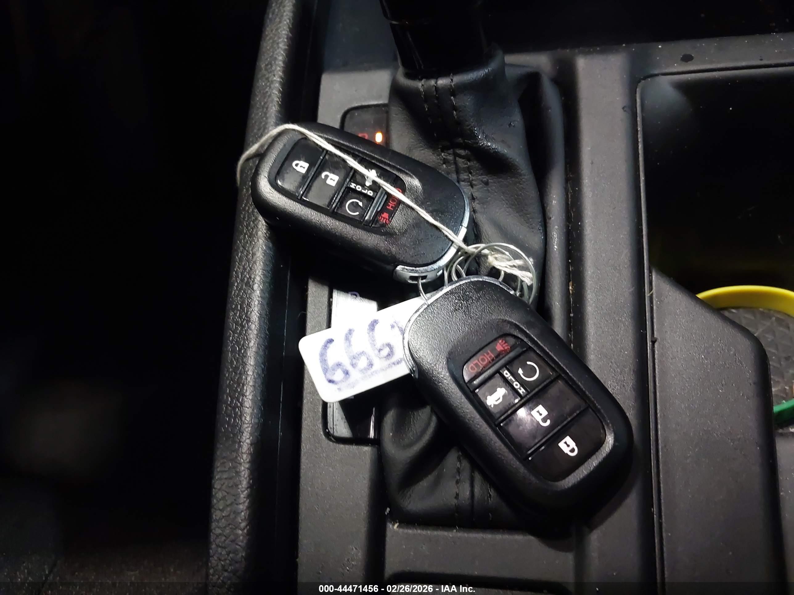HONDA ACCORD image 11