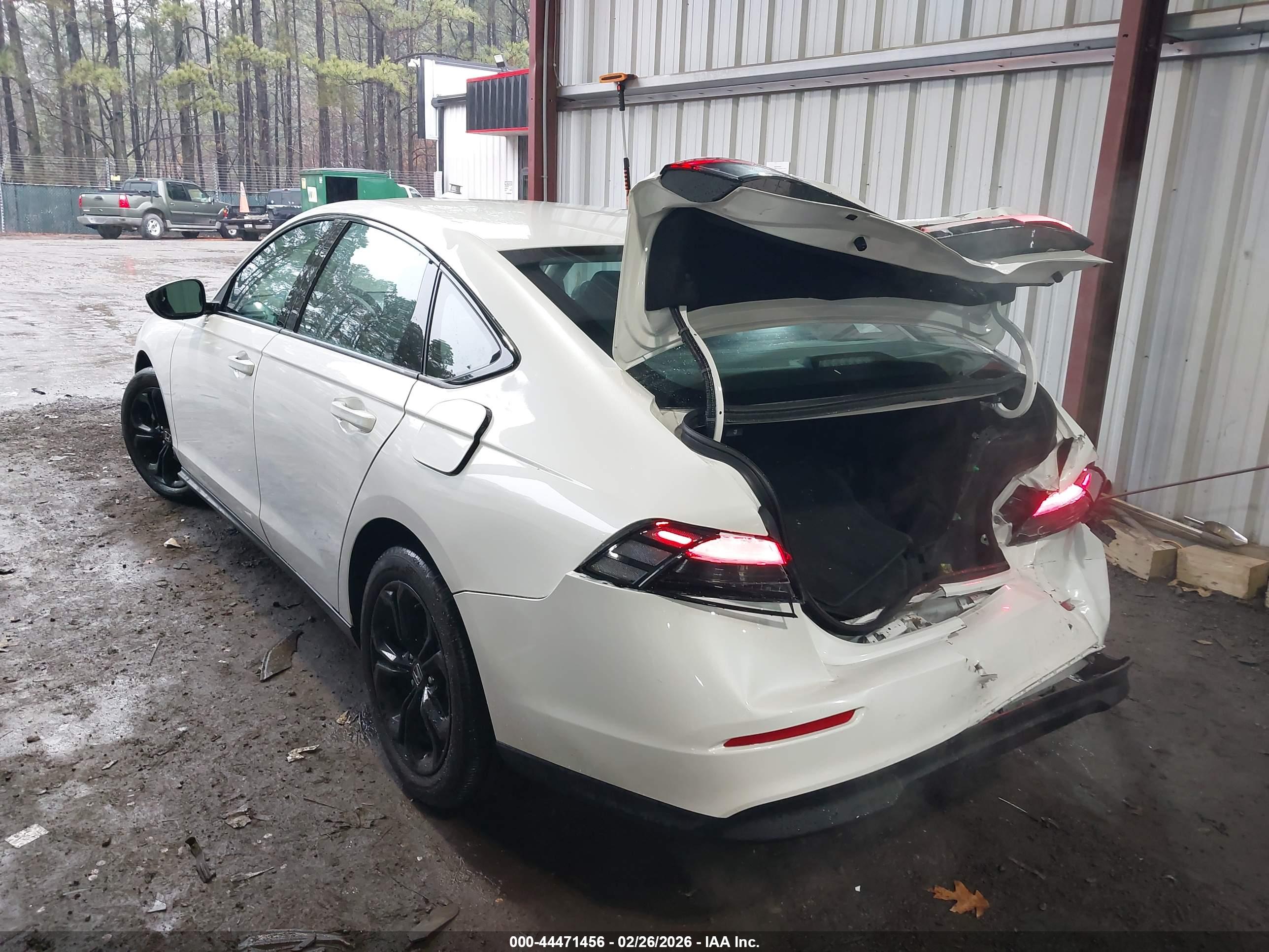 HONDA ACCORD image 3