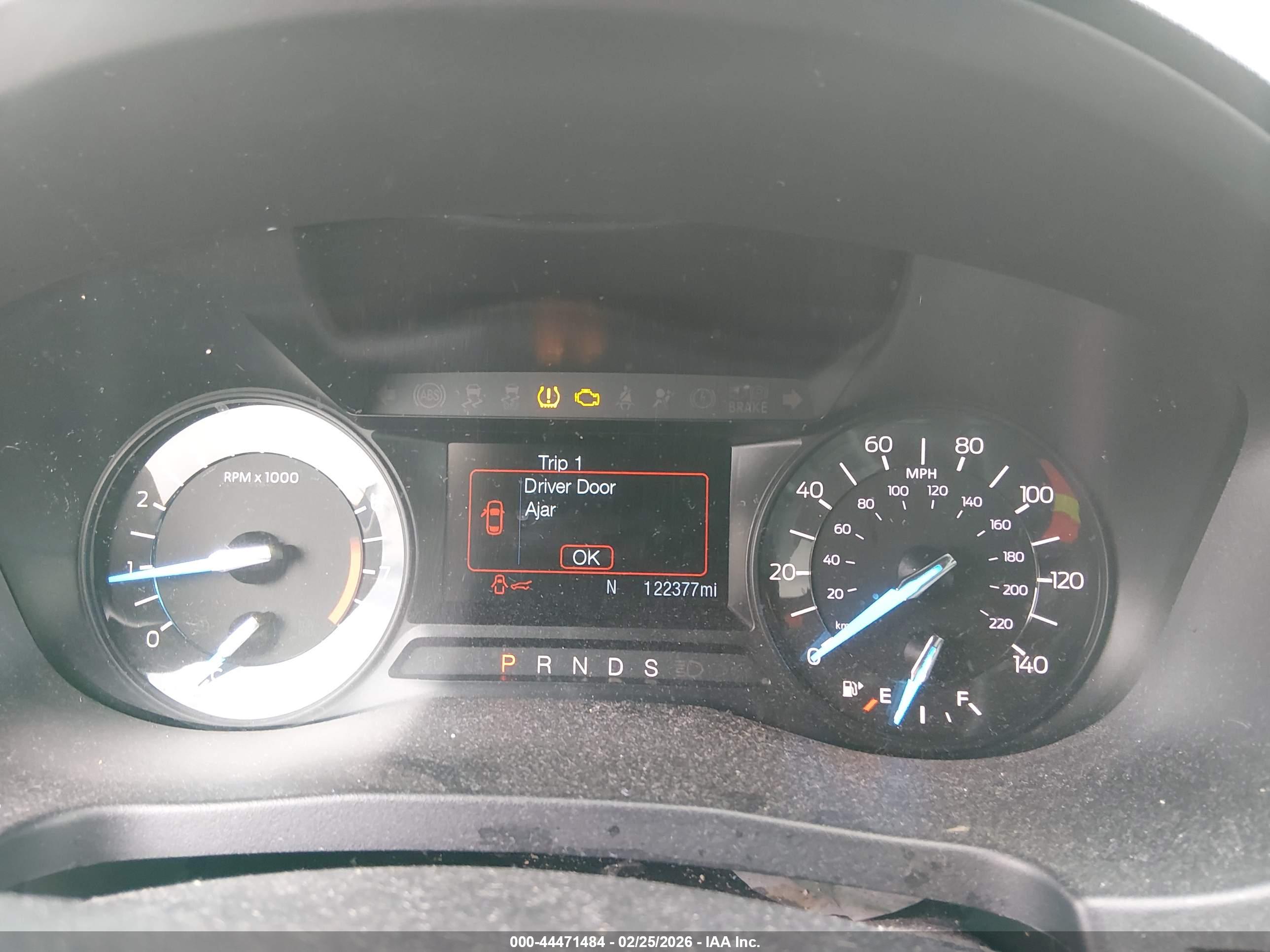 FORD EXPLORER image 7