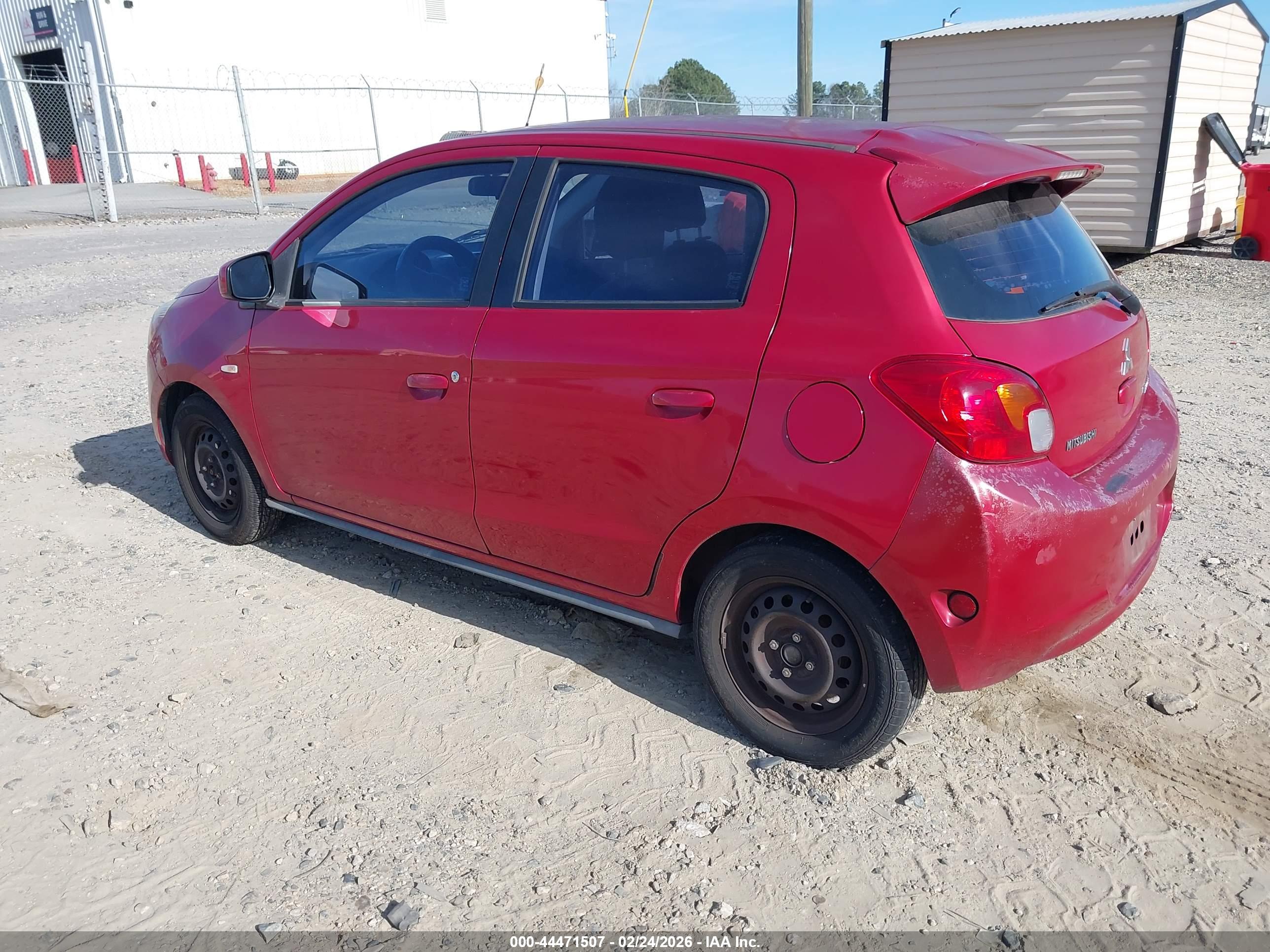 MITSUBISHI MIRAGE image 3