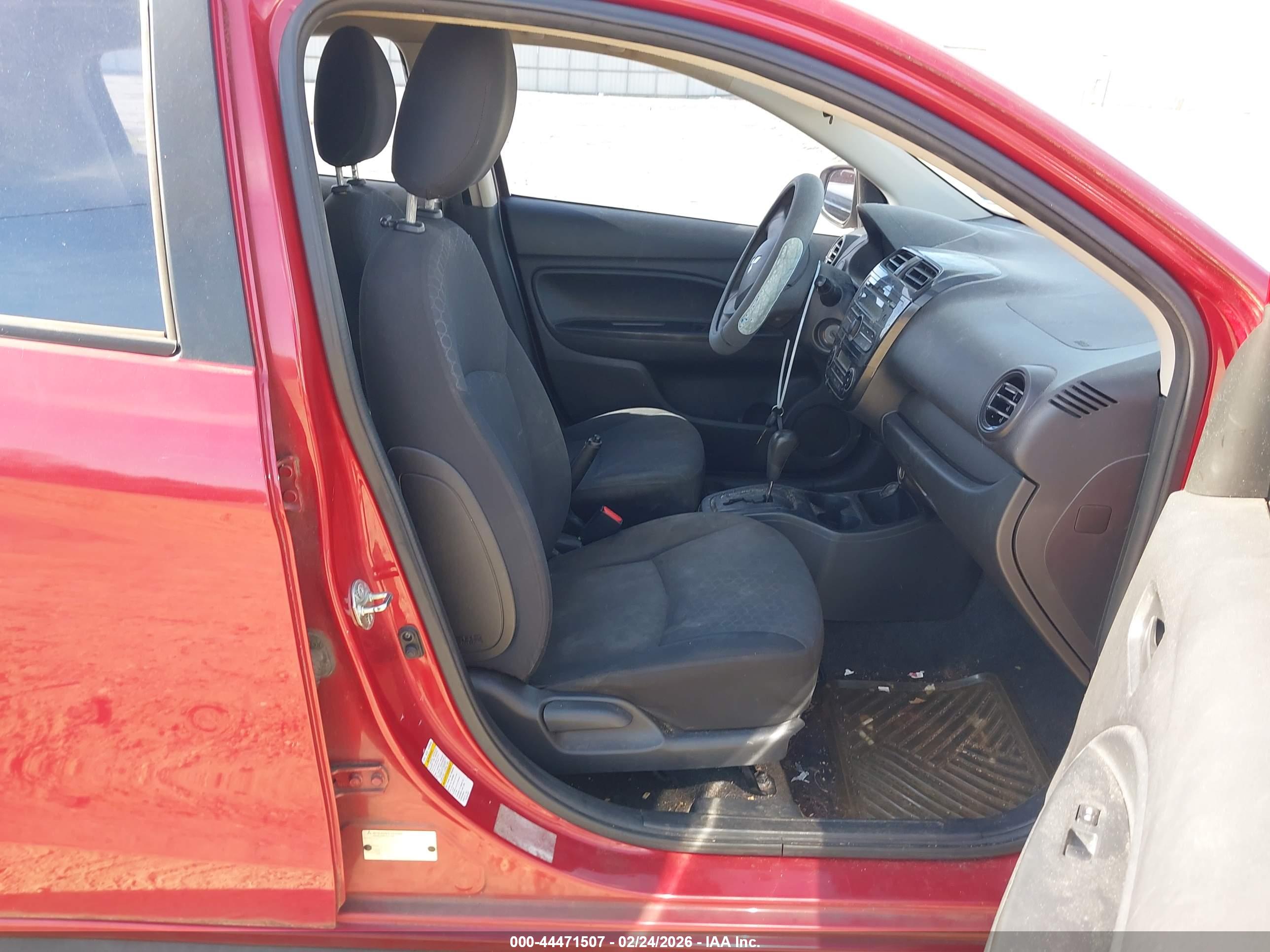 MITSUBISHI MIRAGE image 5