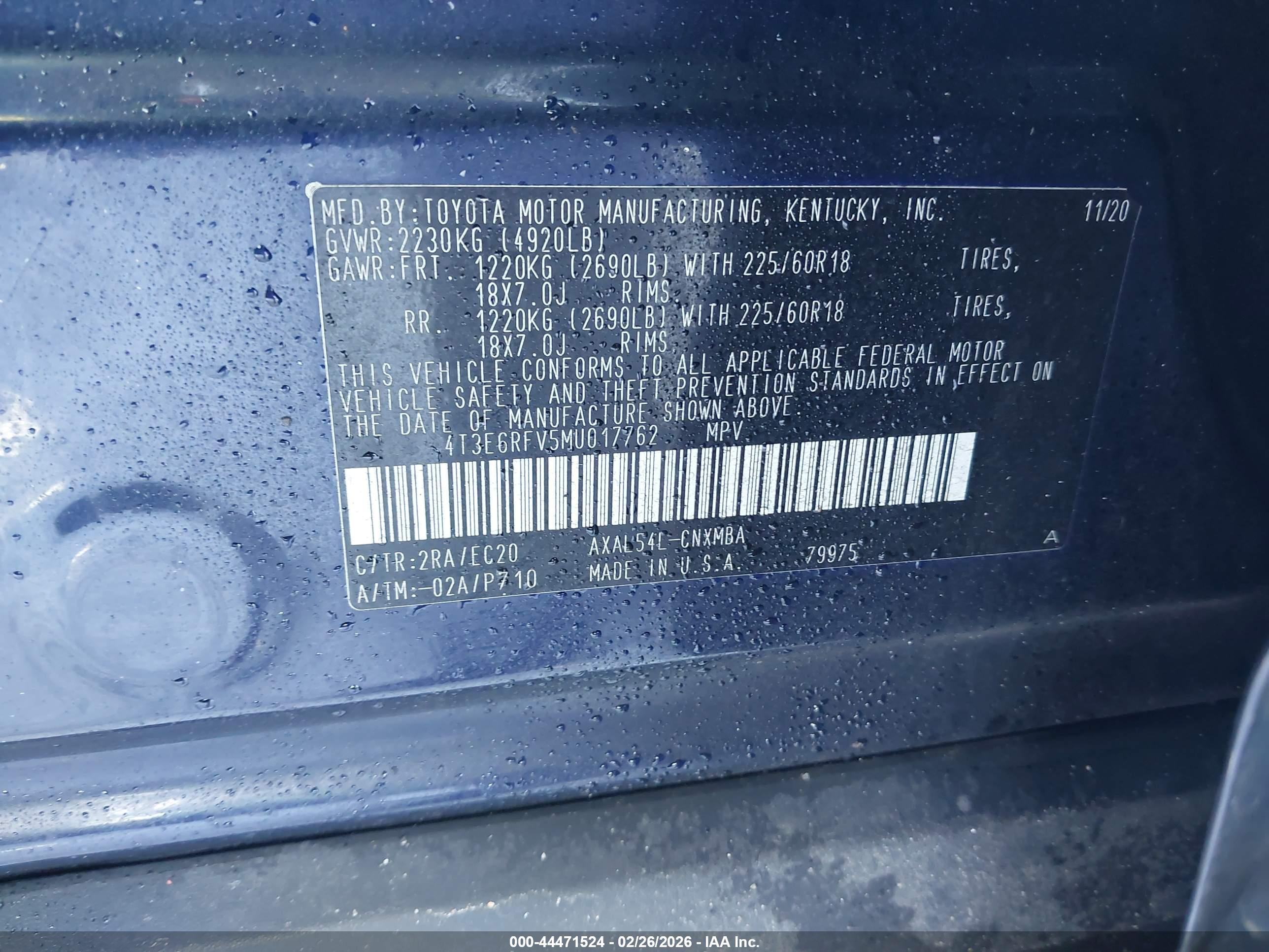 TOYOTA RAV4 image 9