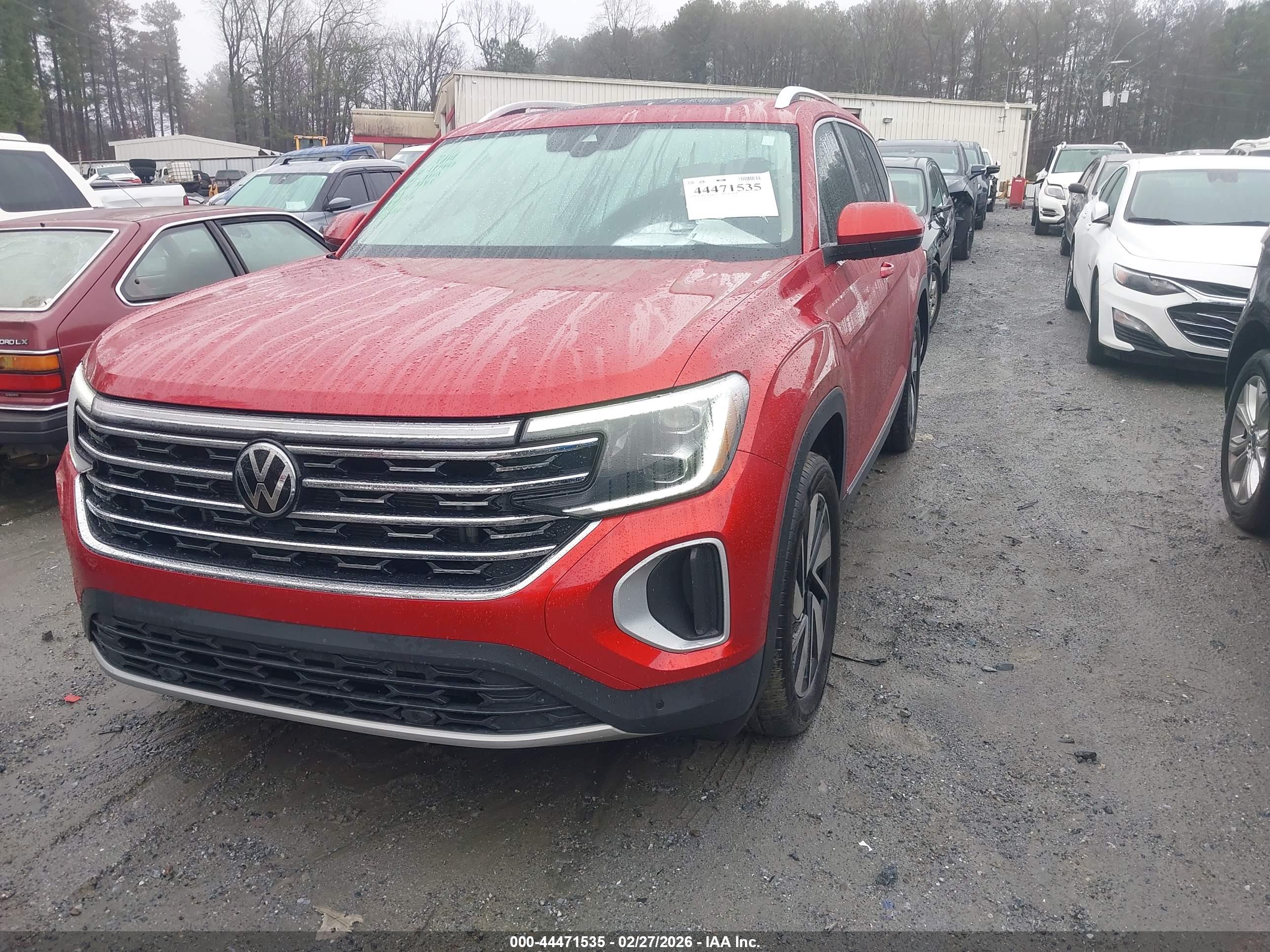 VOLKSWAGEN ATLAS image 2