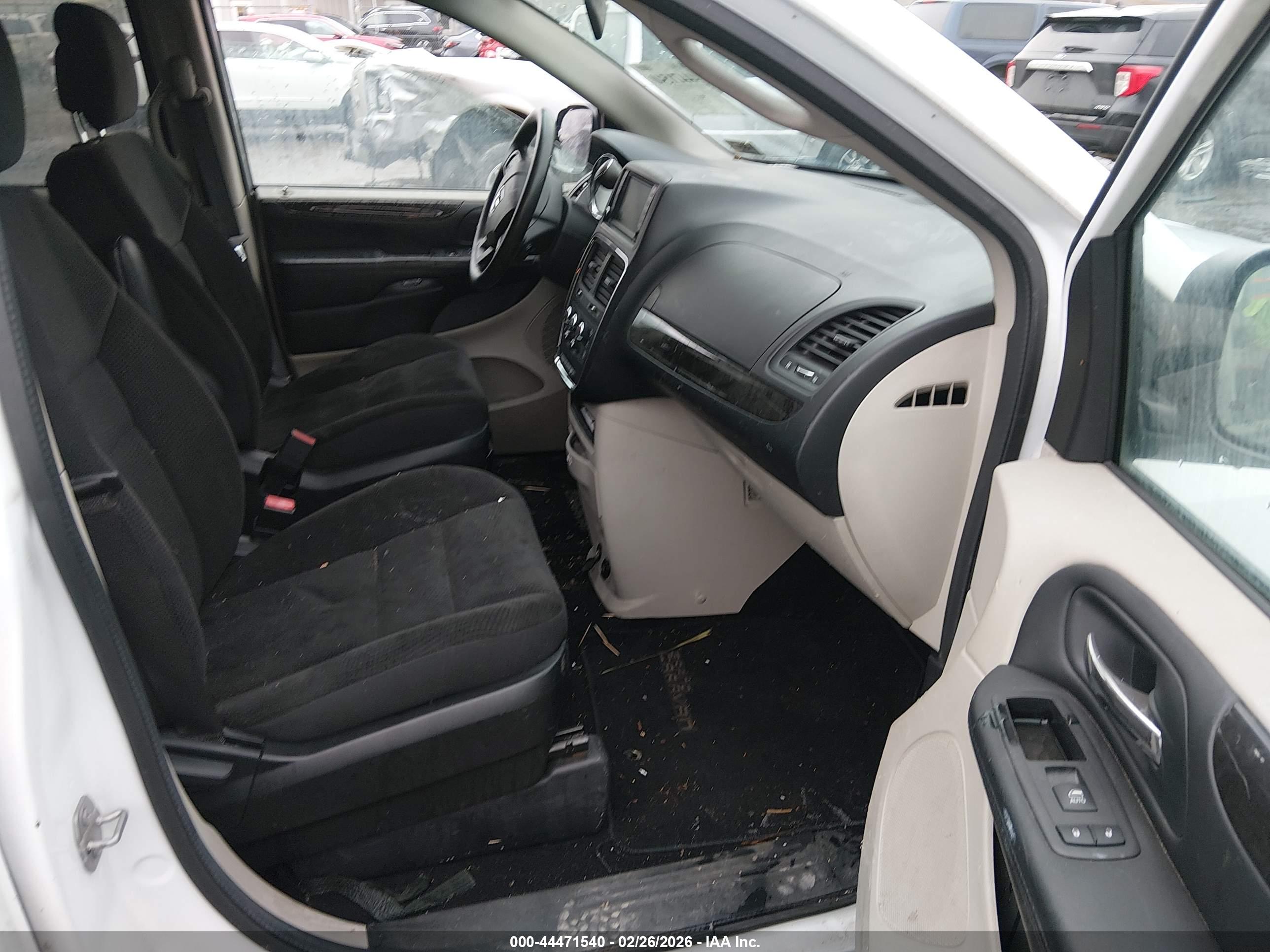 DODGE GRAND image 5