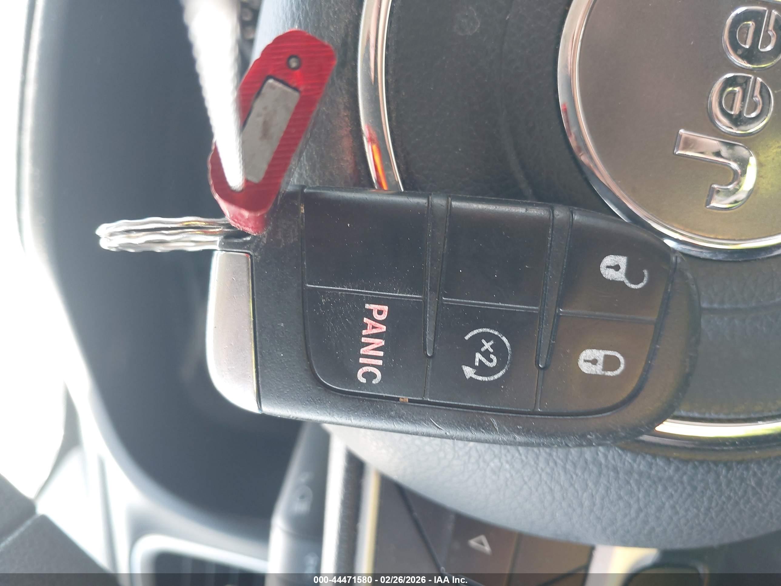 JEEP RENEGADE image 11