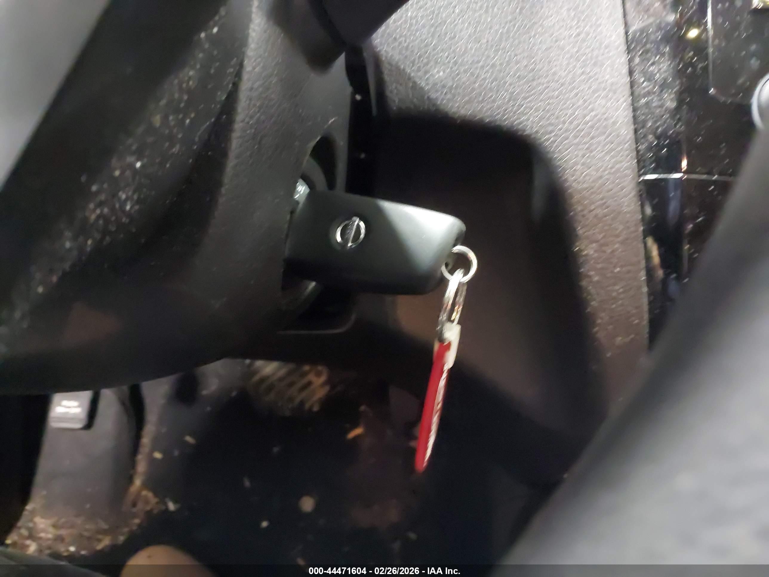 NISSAN ROGUE image 11
