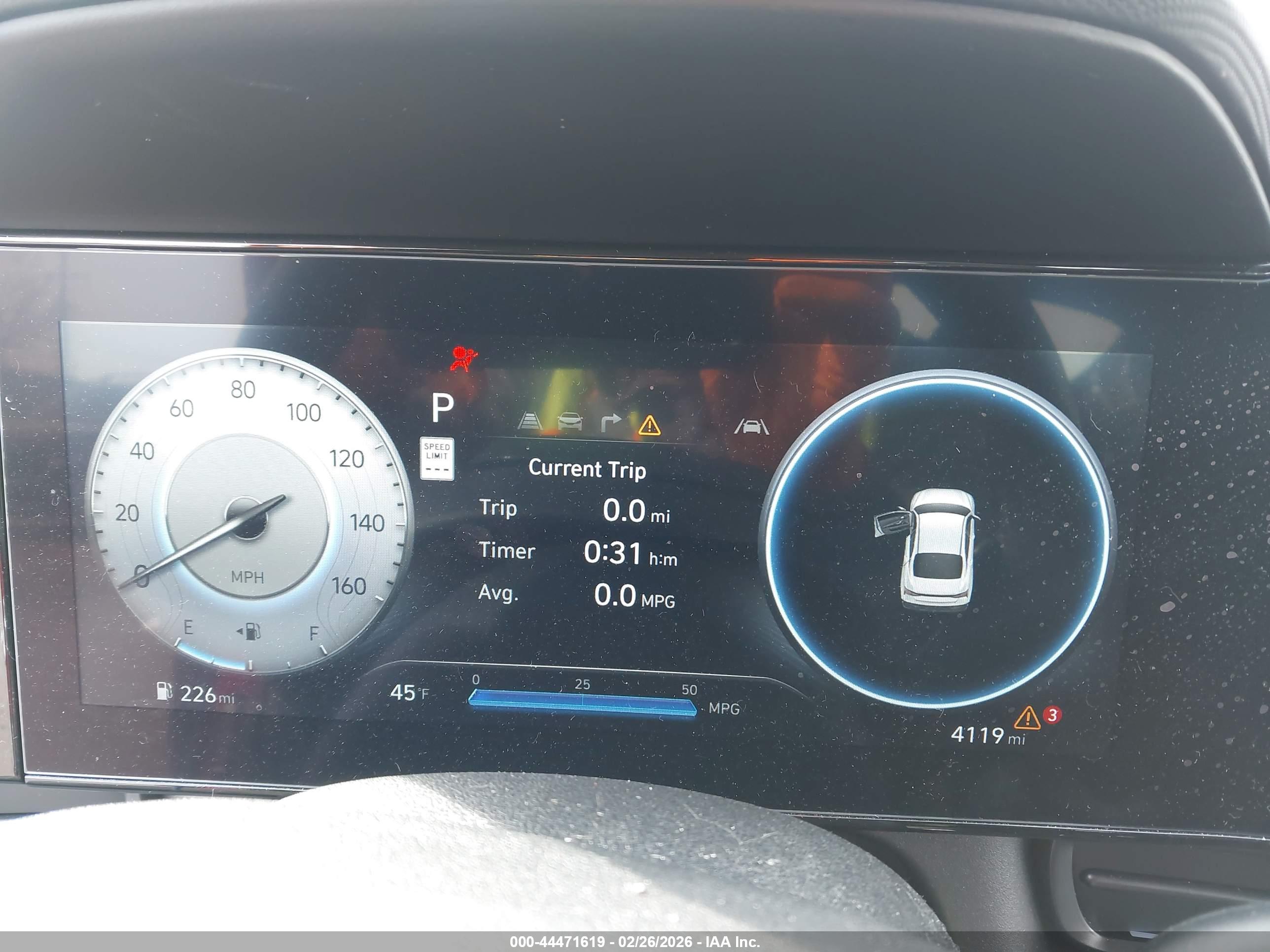 HYUNDAI ELANTRA image 7