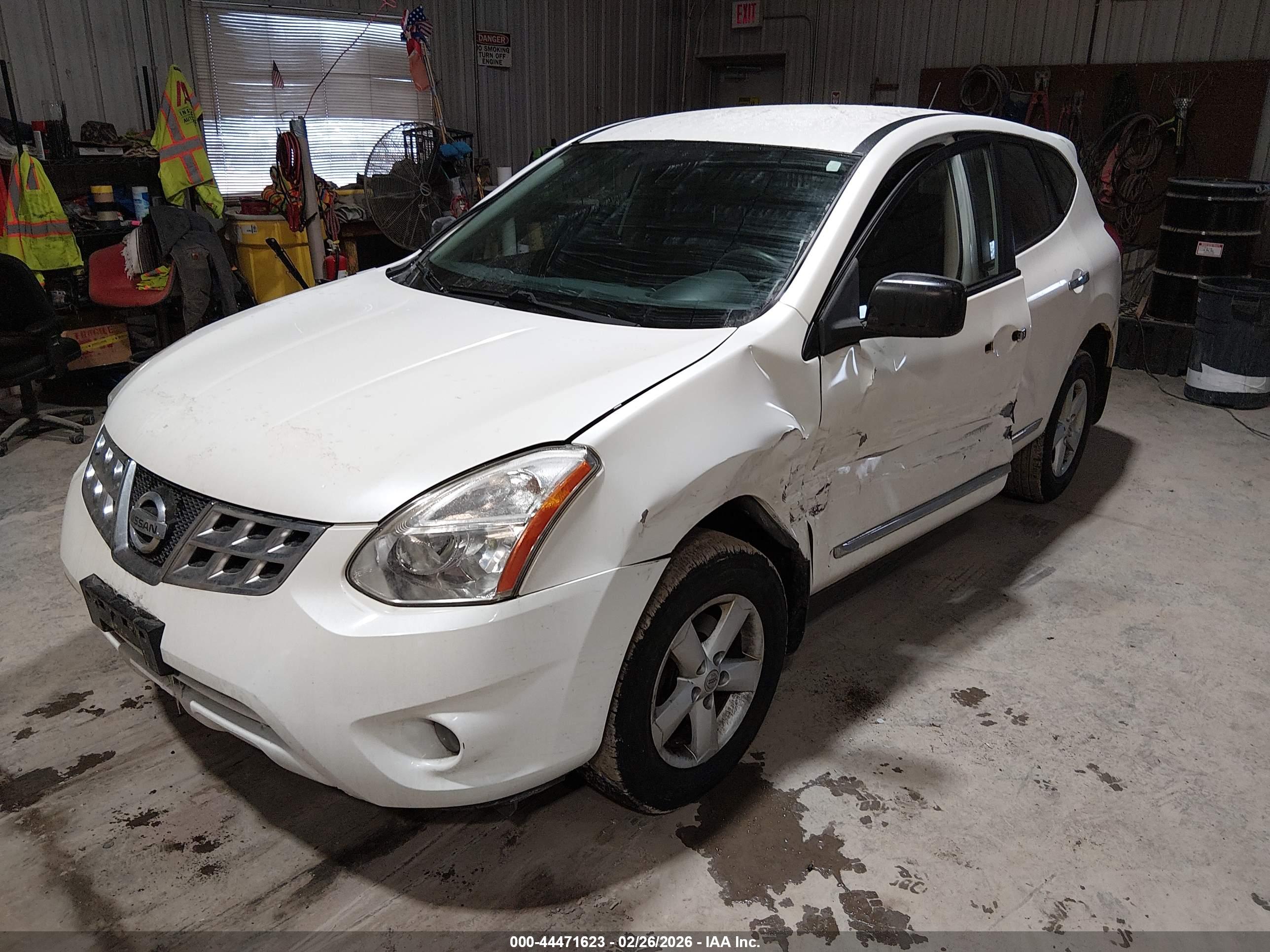 NISSAN ROGUE image 2