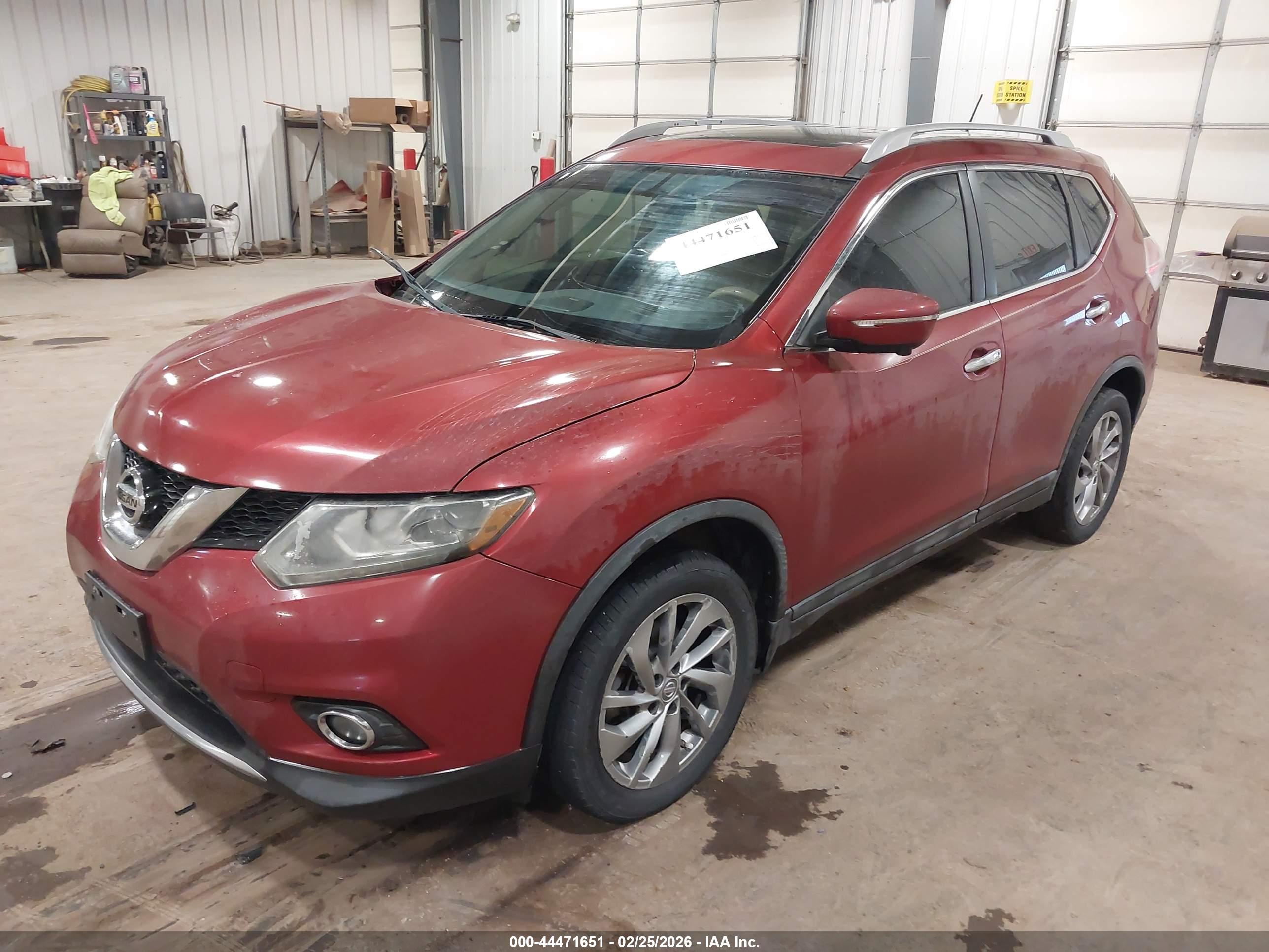 NISSAN ROGUE image 2
