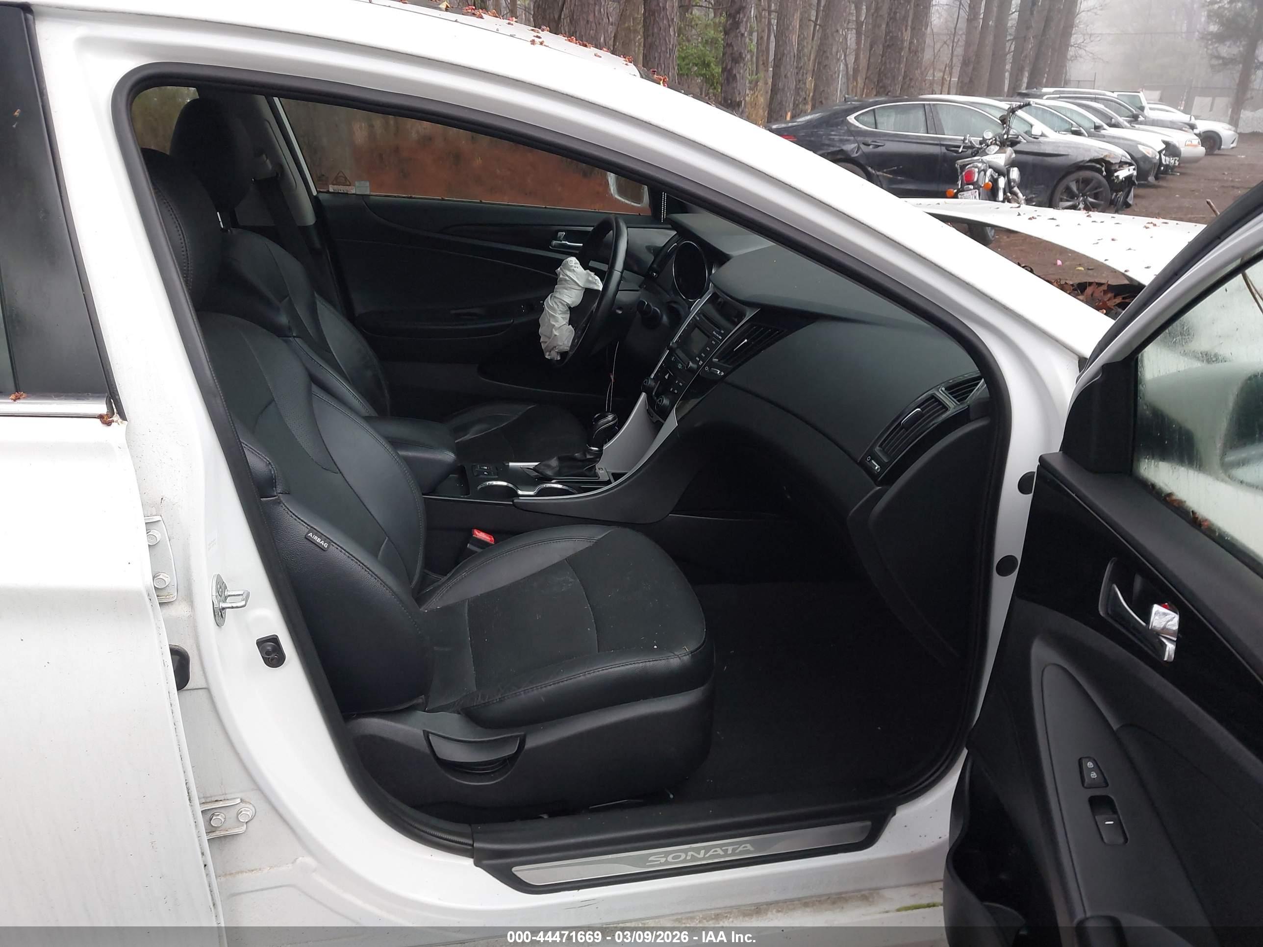 HYUNDAI SONATA image 5