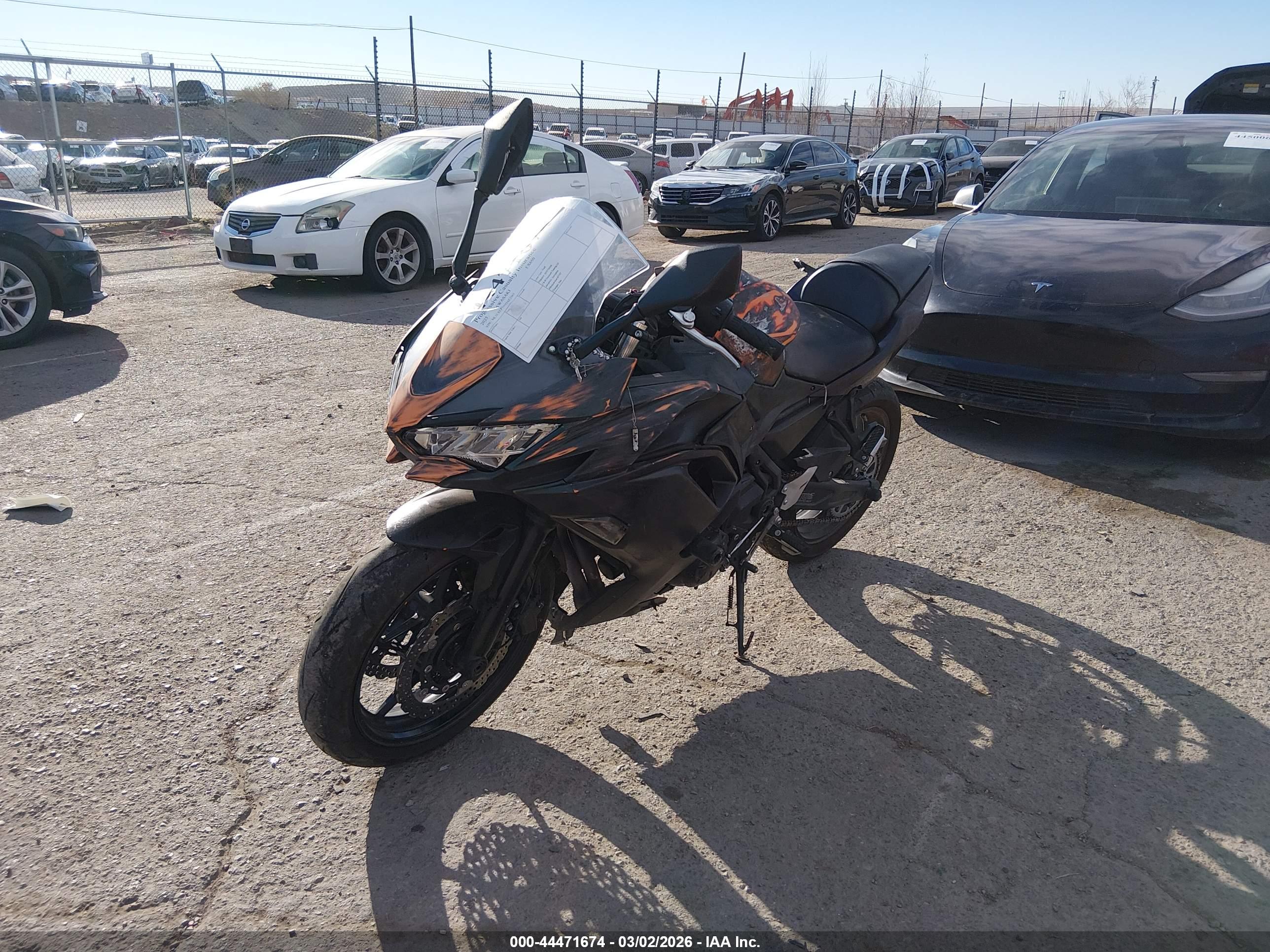 KAWASAKI EX650 image 2