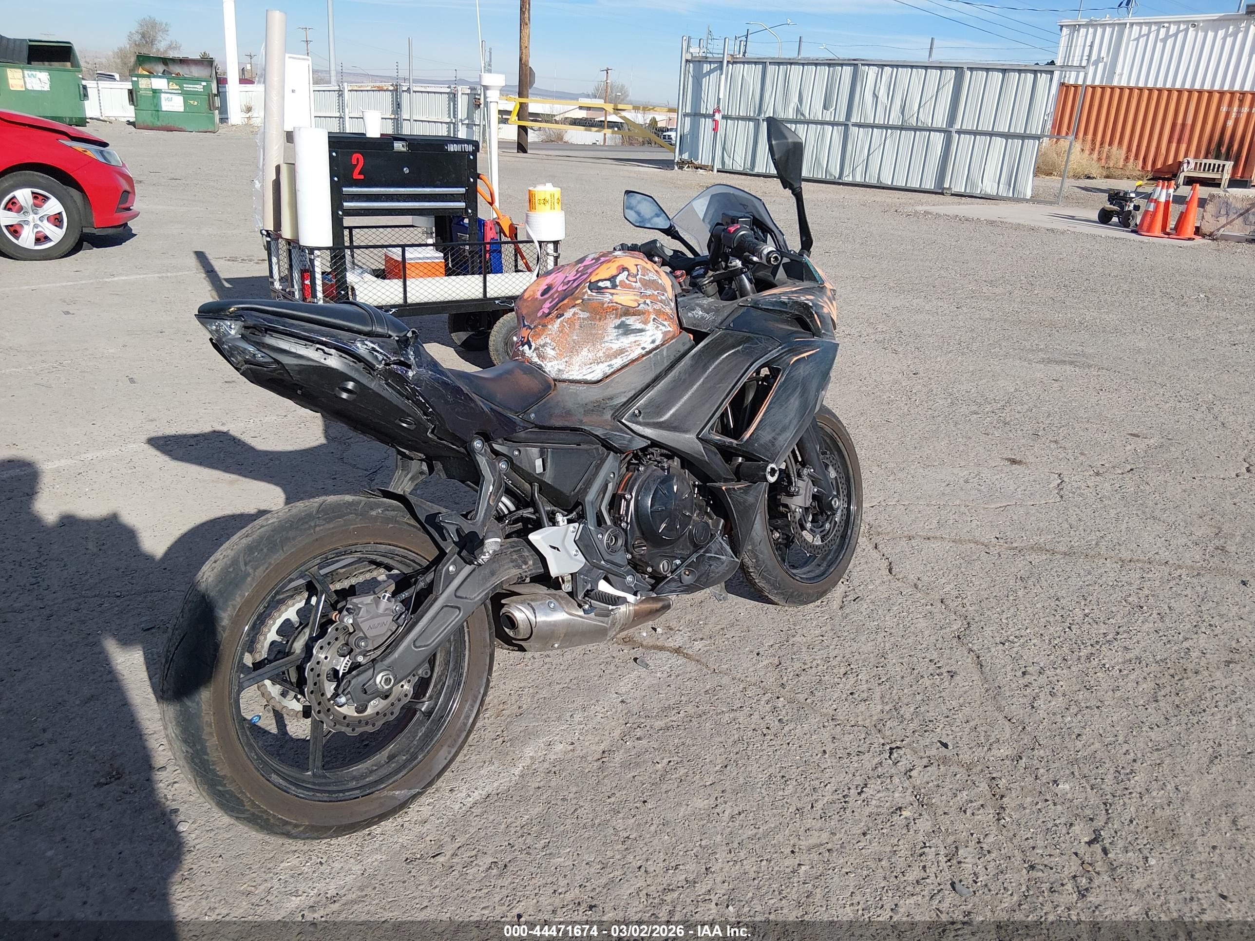 KAWASAKI EX650 image 4