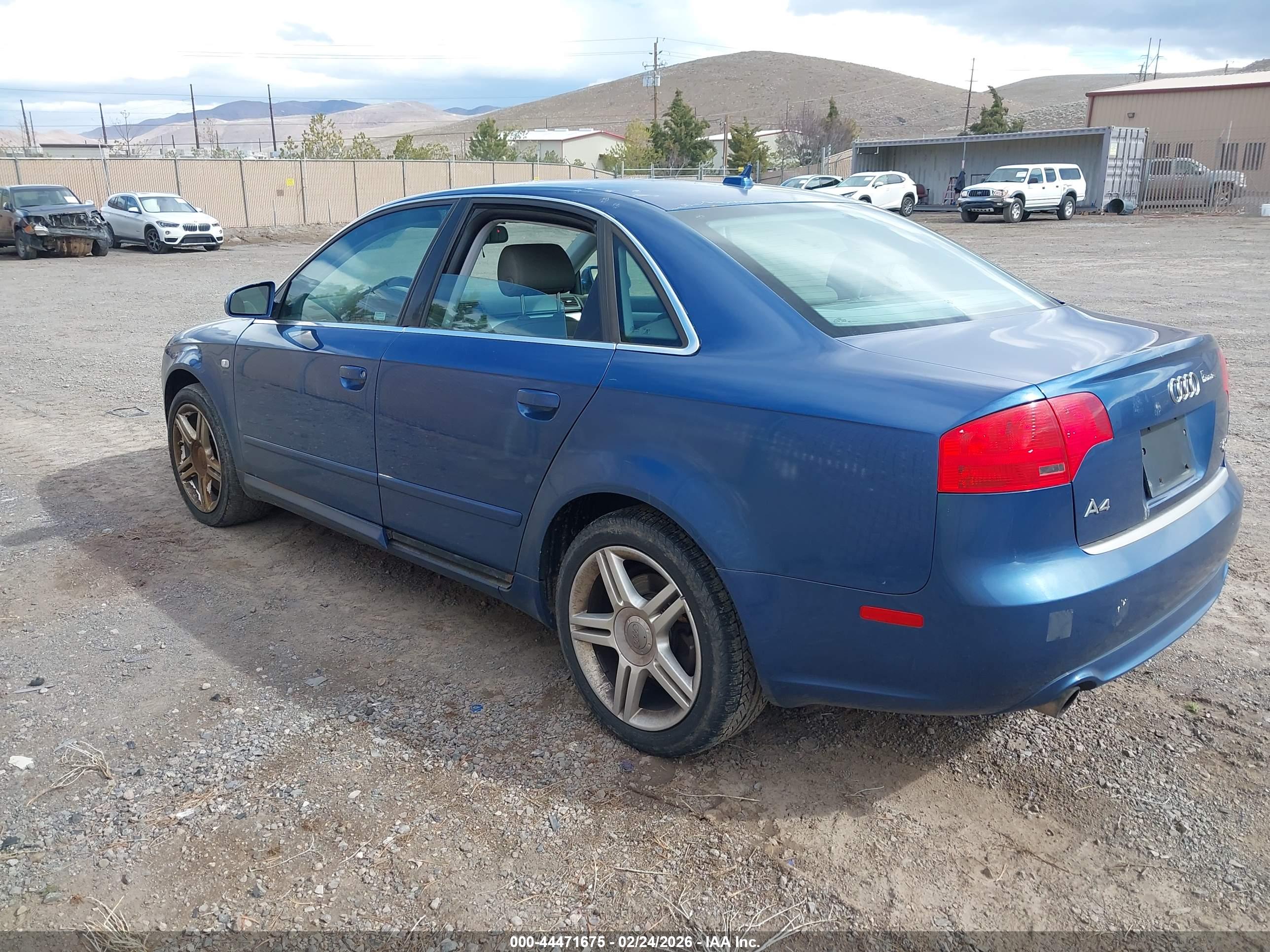 AUDI A4 image 3