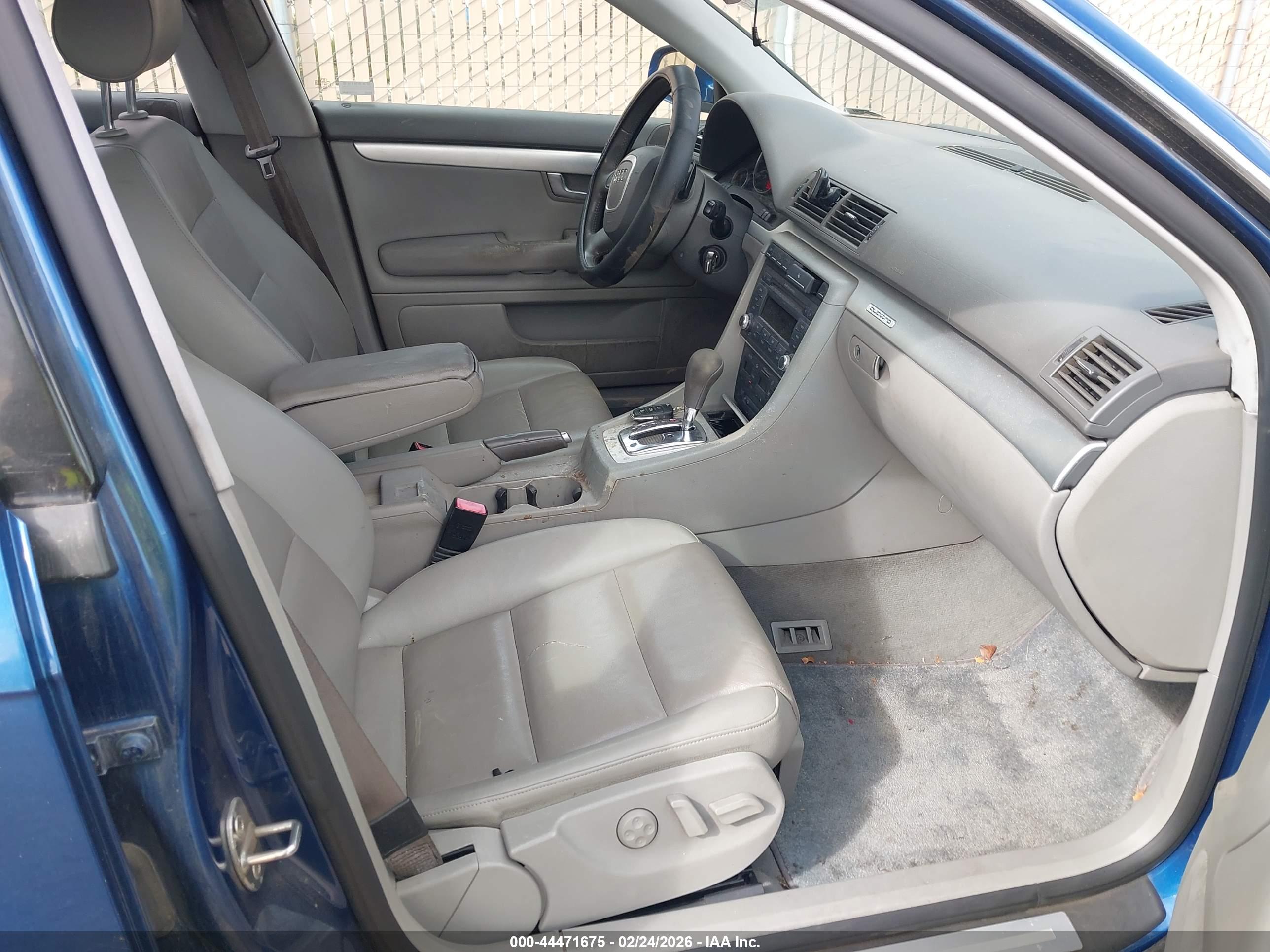 AUDI A4 image 5