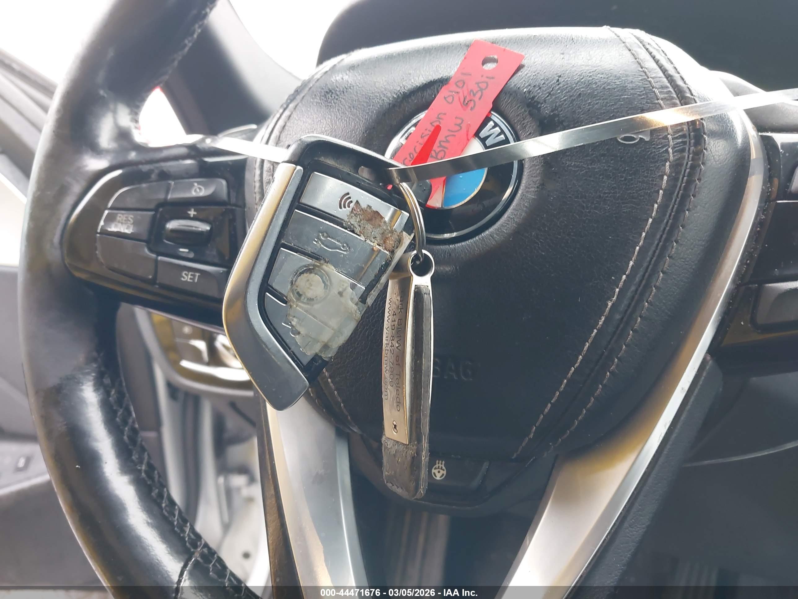 BMW 530I image 11
