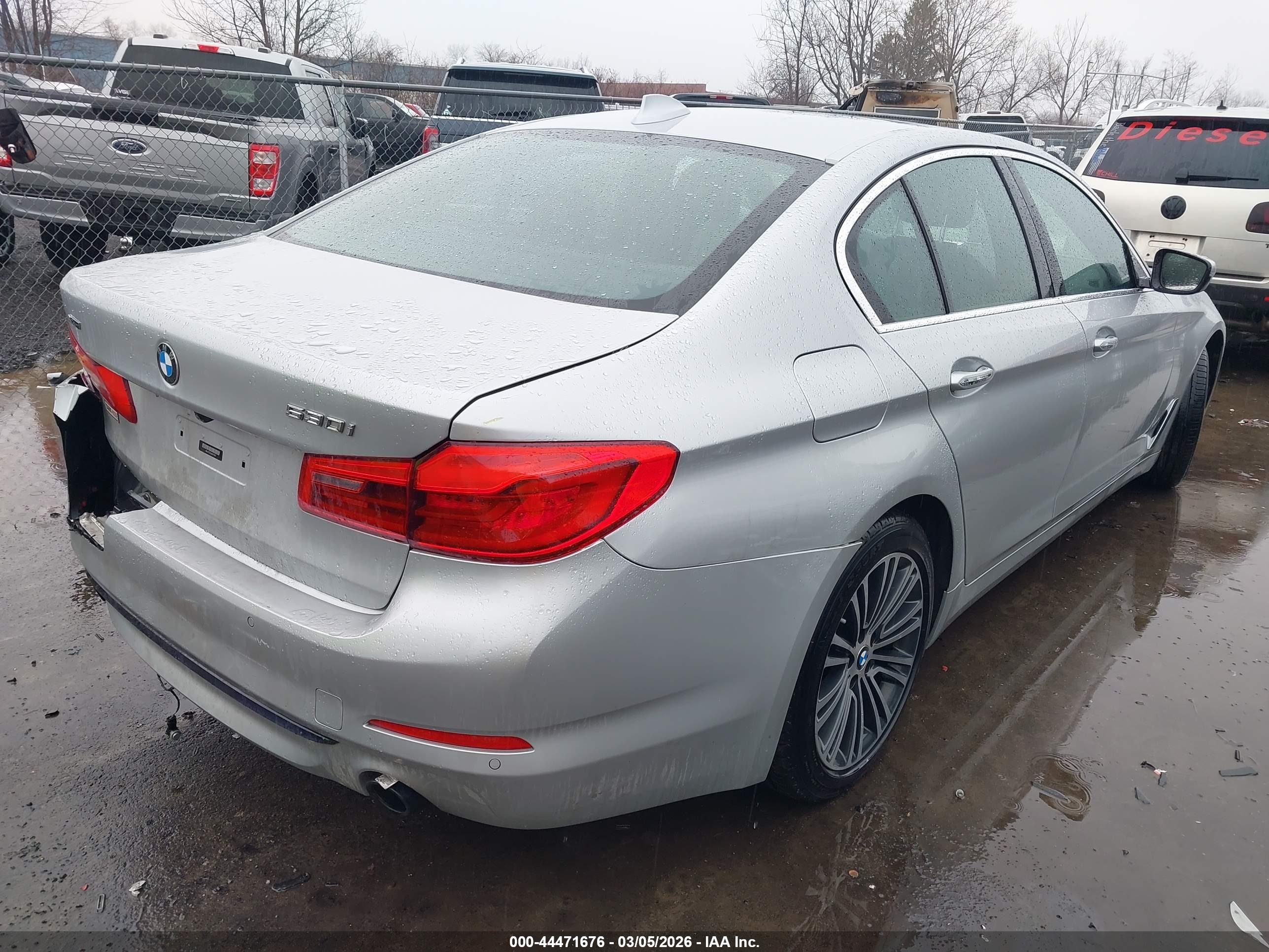 BMW 530I image 4