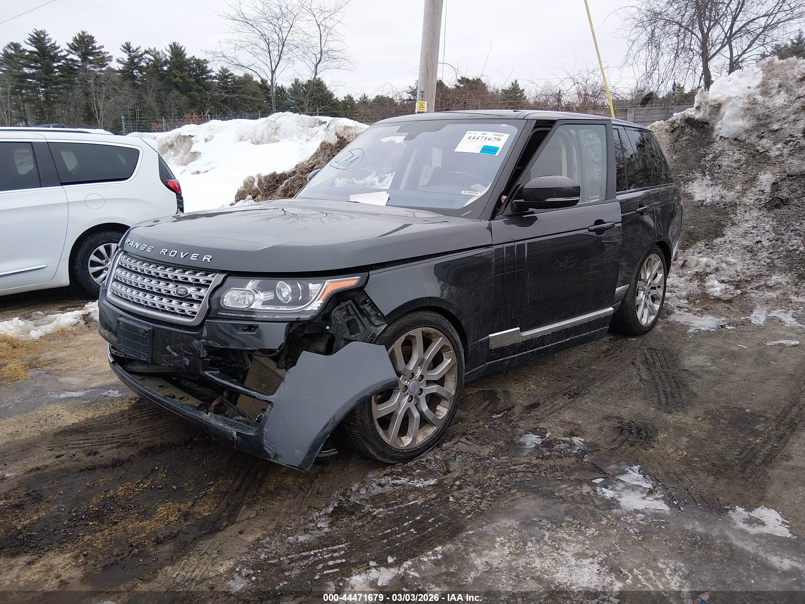 LAND ROVER image 2