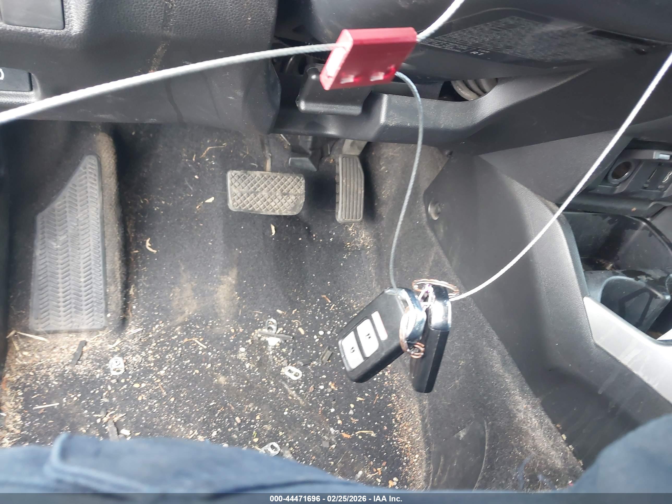 HONDA FIT image 11