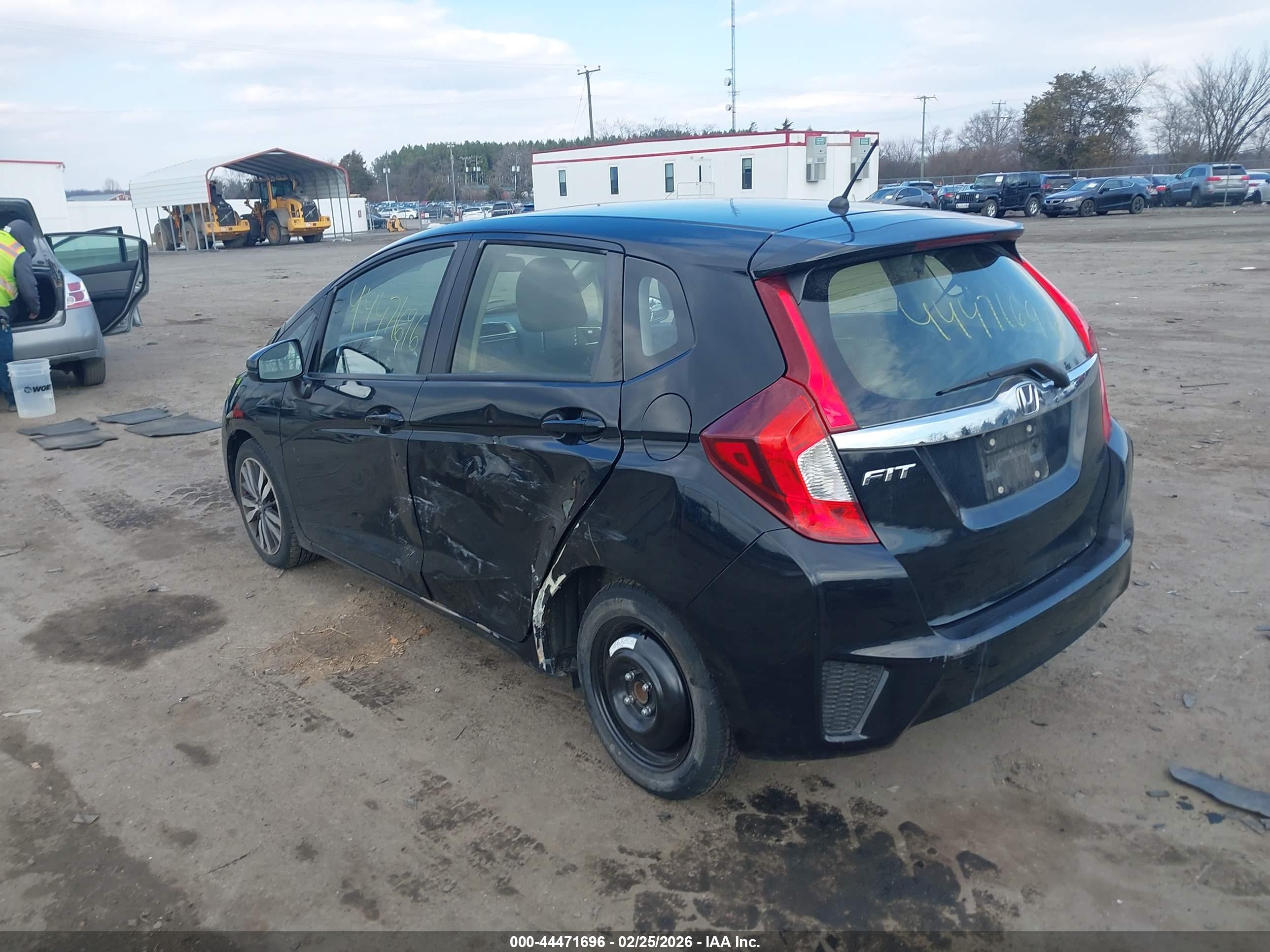 HONDA FIT image 3