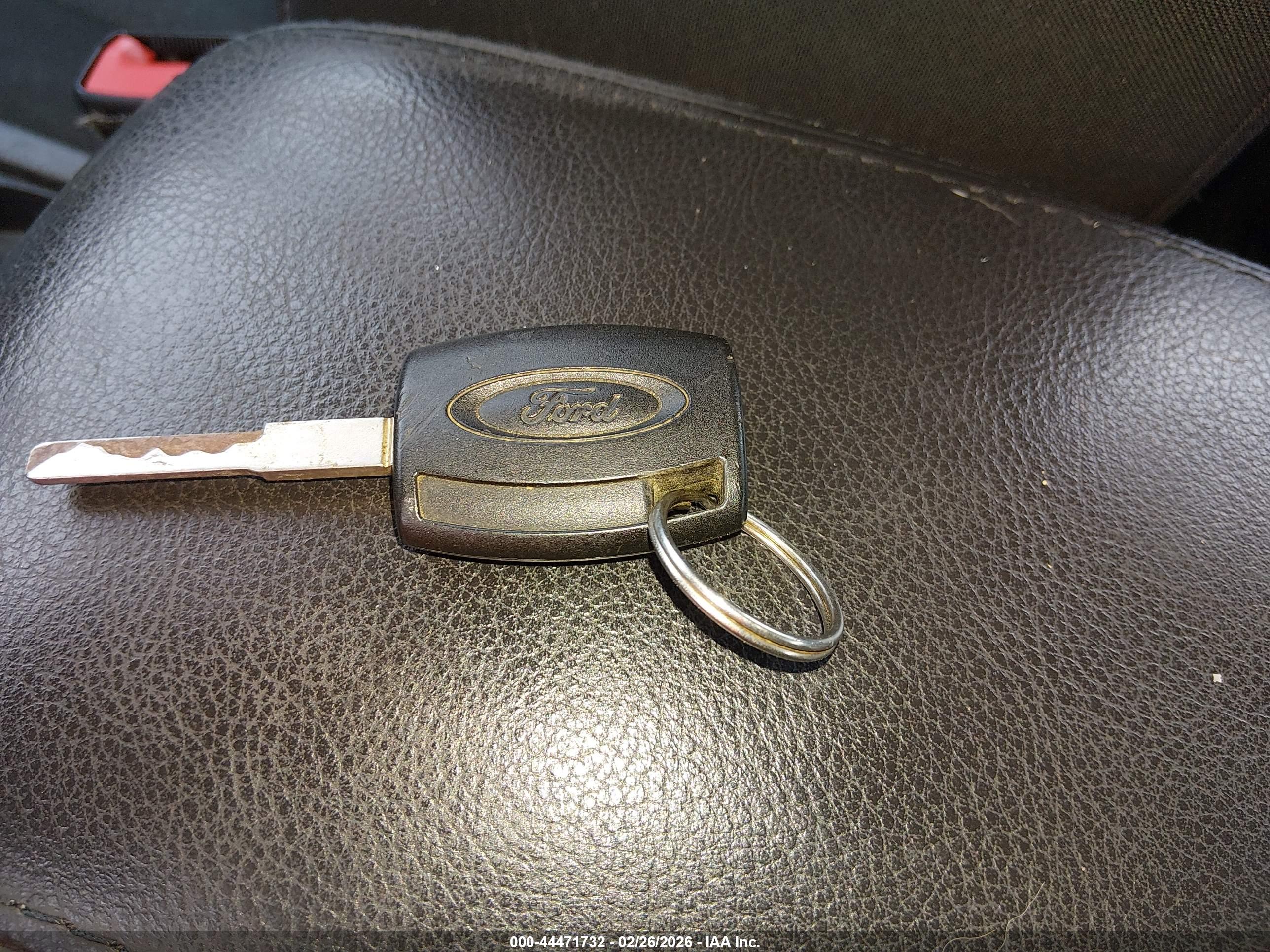 FORD FOCUS image 11